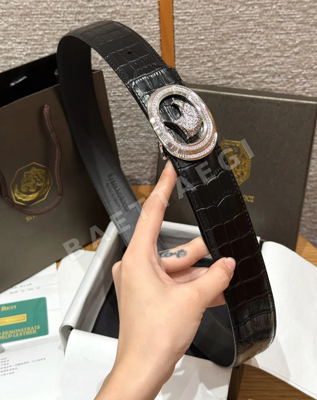 스테파노리치 이글 헤드 크로커다일 엠보 소가죽 벨트 상세 이미지 3