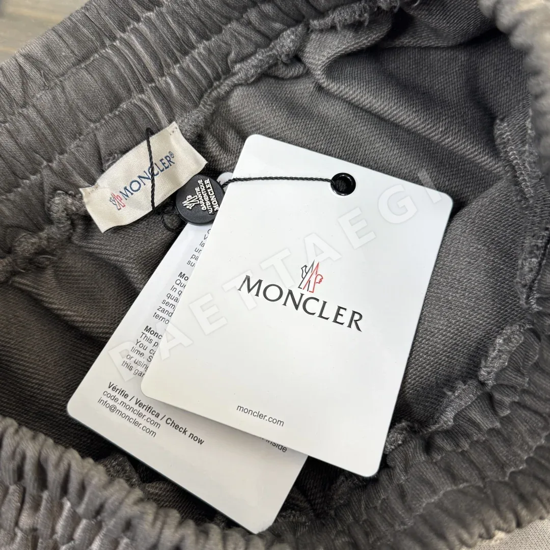 몽클레르 남성 반바지 52685 Moncler Shorts 상세 이미지 7