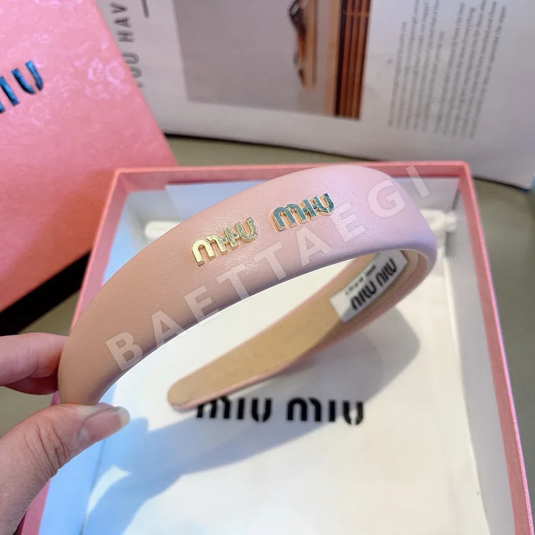 미우미우 램스킨 메탈 레터링 헤드밴드 상세 이미지 6