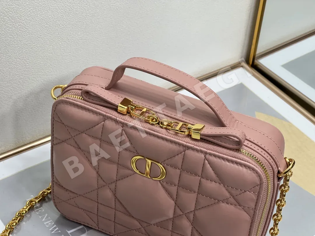 디올 카로 체인 카메라백 상세 이미지 7