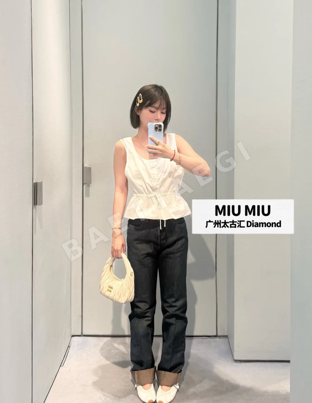 미우미우 자수 로고 코튼 반팔 티셔츠 상세 이미지 9