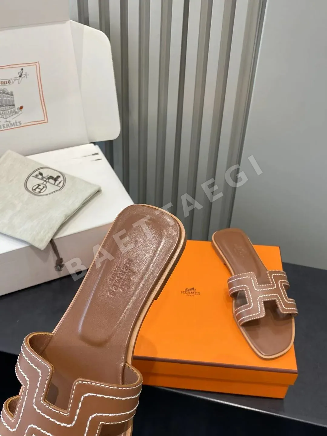 에르메스 클래식 H 오란 슬리퍼 상세 이미지 6