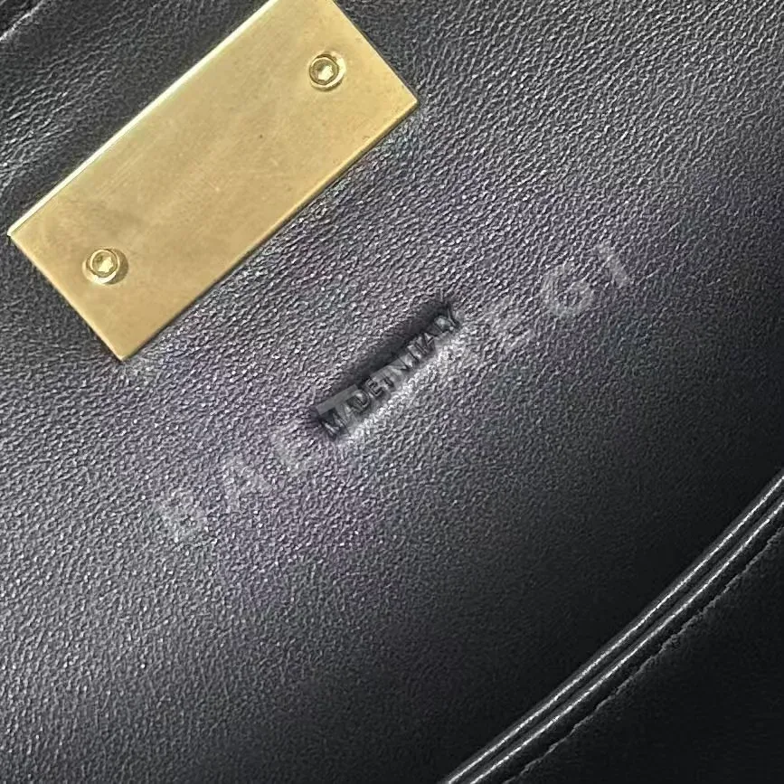 셀린느 핫도그 미니 숄더백 상세 이미지 9