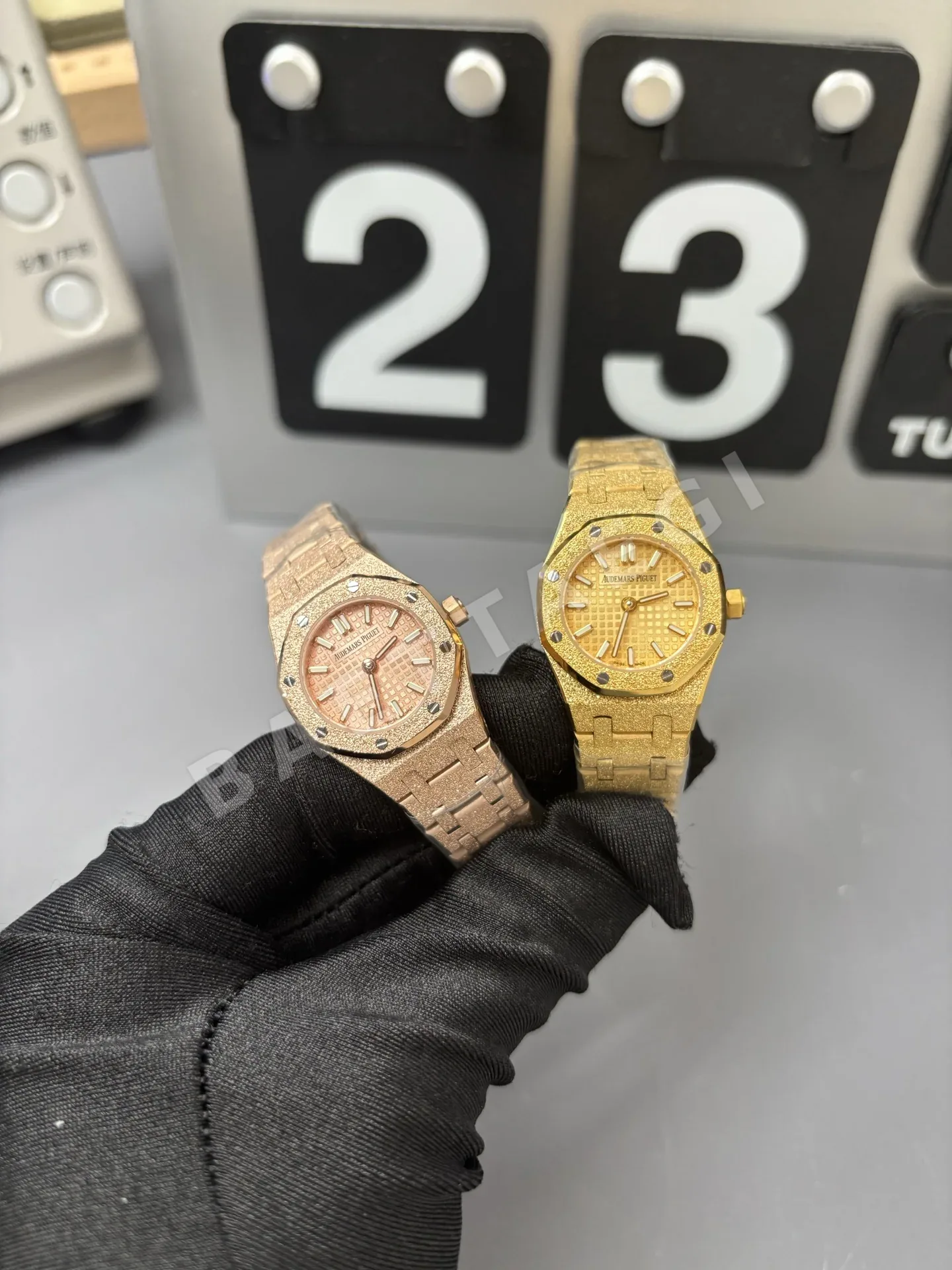 오데마피게 로열 오크 미니 23mm 여성 시계 상세 이미지 8
