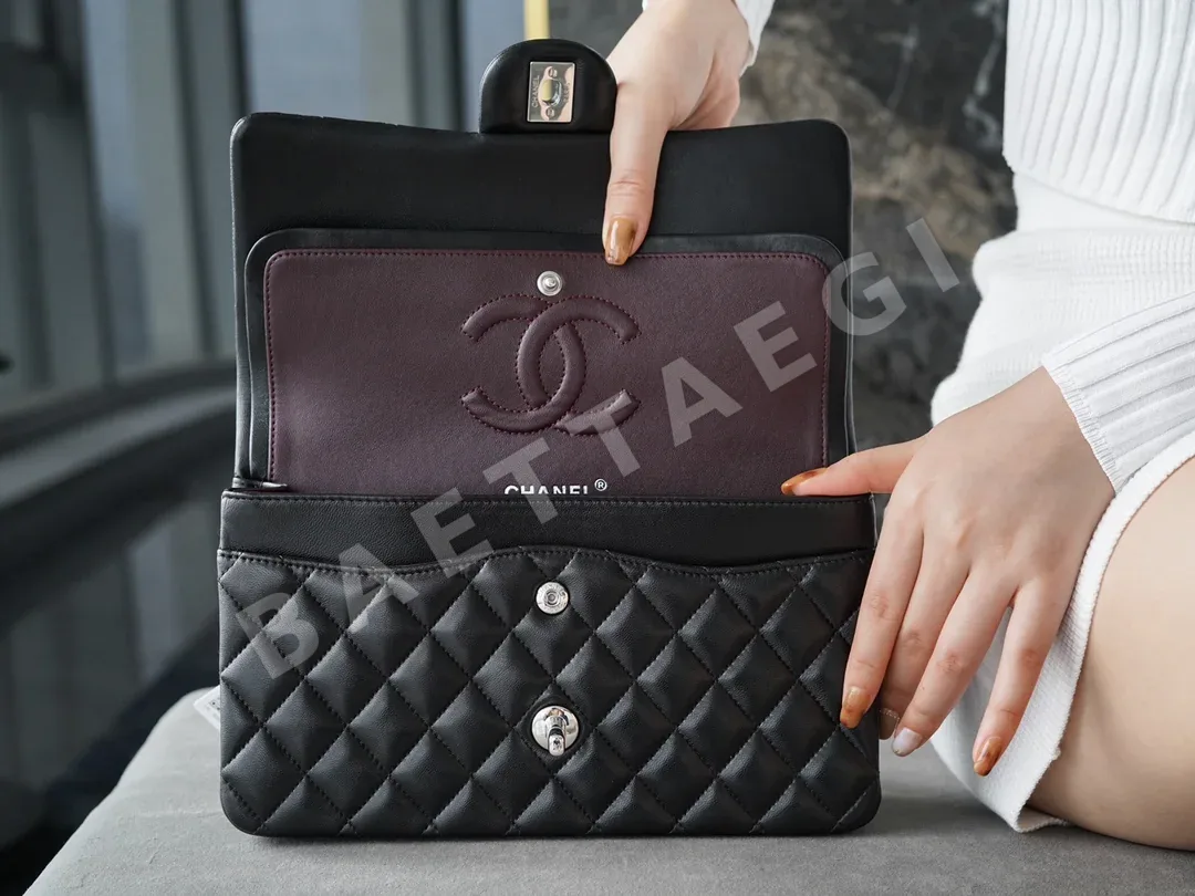 샤넬 클래식 램스킨 퀼팅 플랩 가방 상세 이미지 7