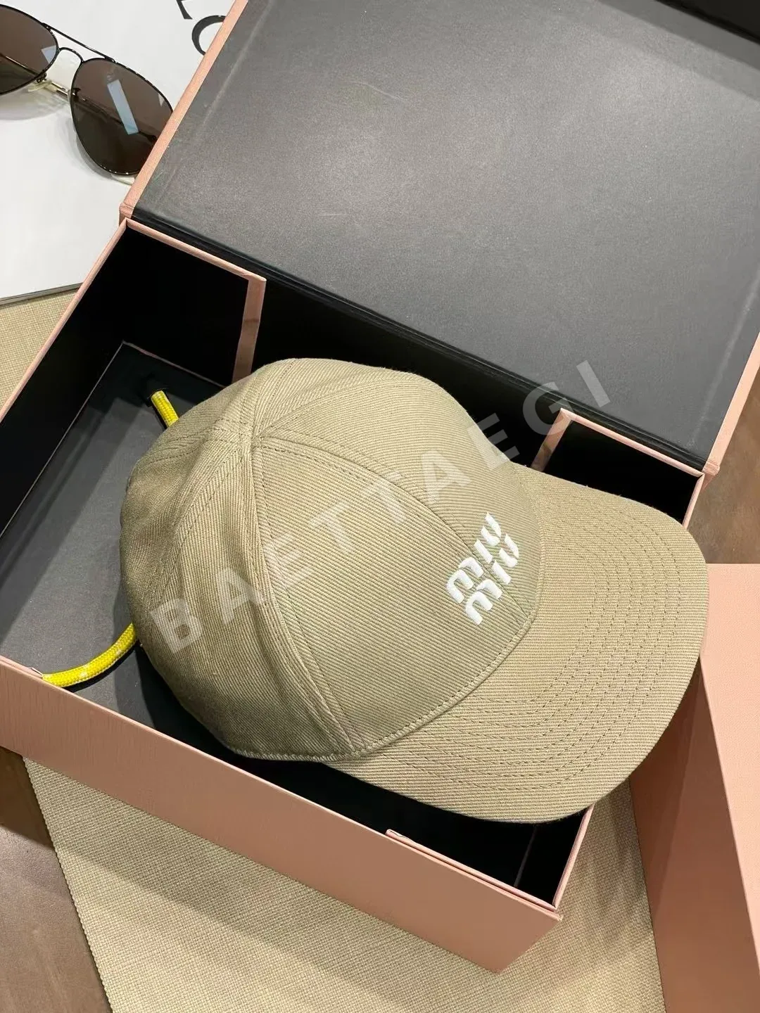 미우미우 모자 80865 Miu Miu Cap 상세 이미지 3