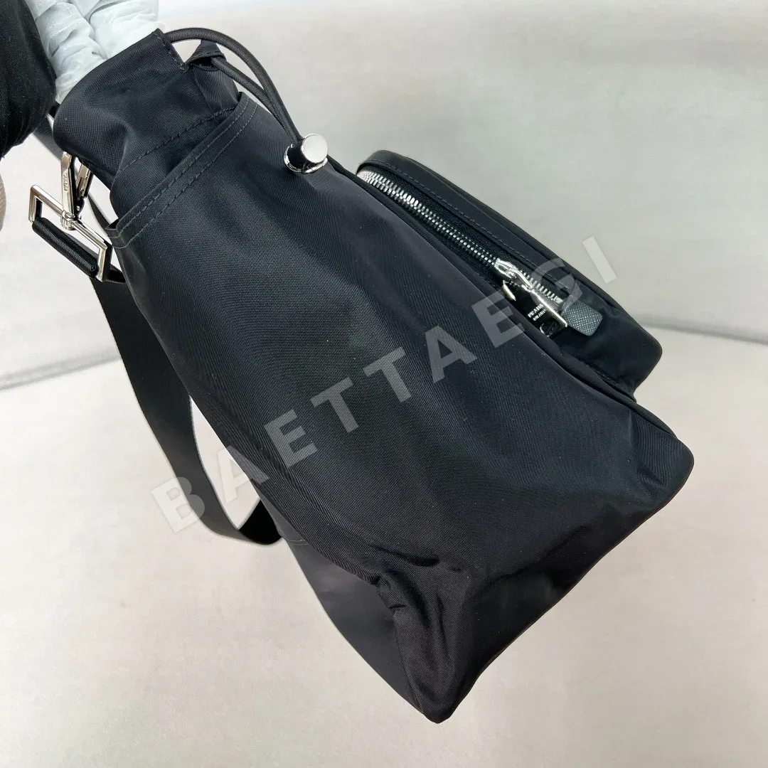 프라다 나일론 마미 백 가방 1BG102 상세 이미지 3