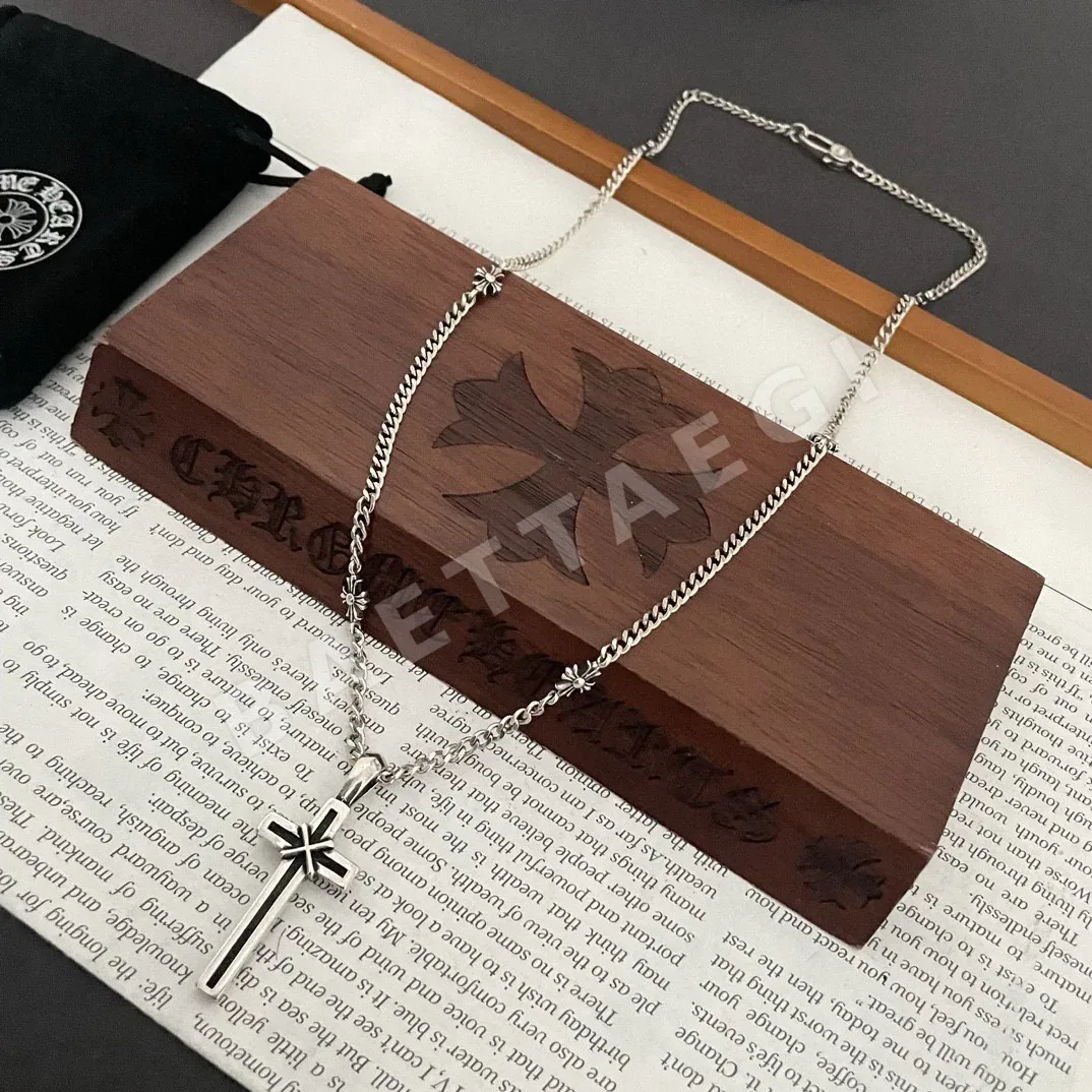 크롬하츠 크로스 펜던트 목걸이 상세 이미지 7