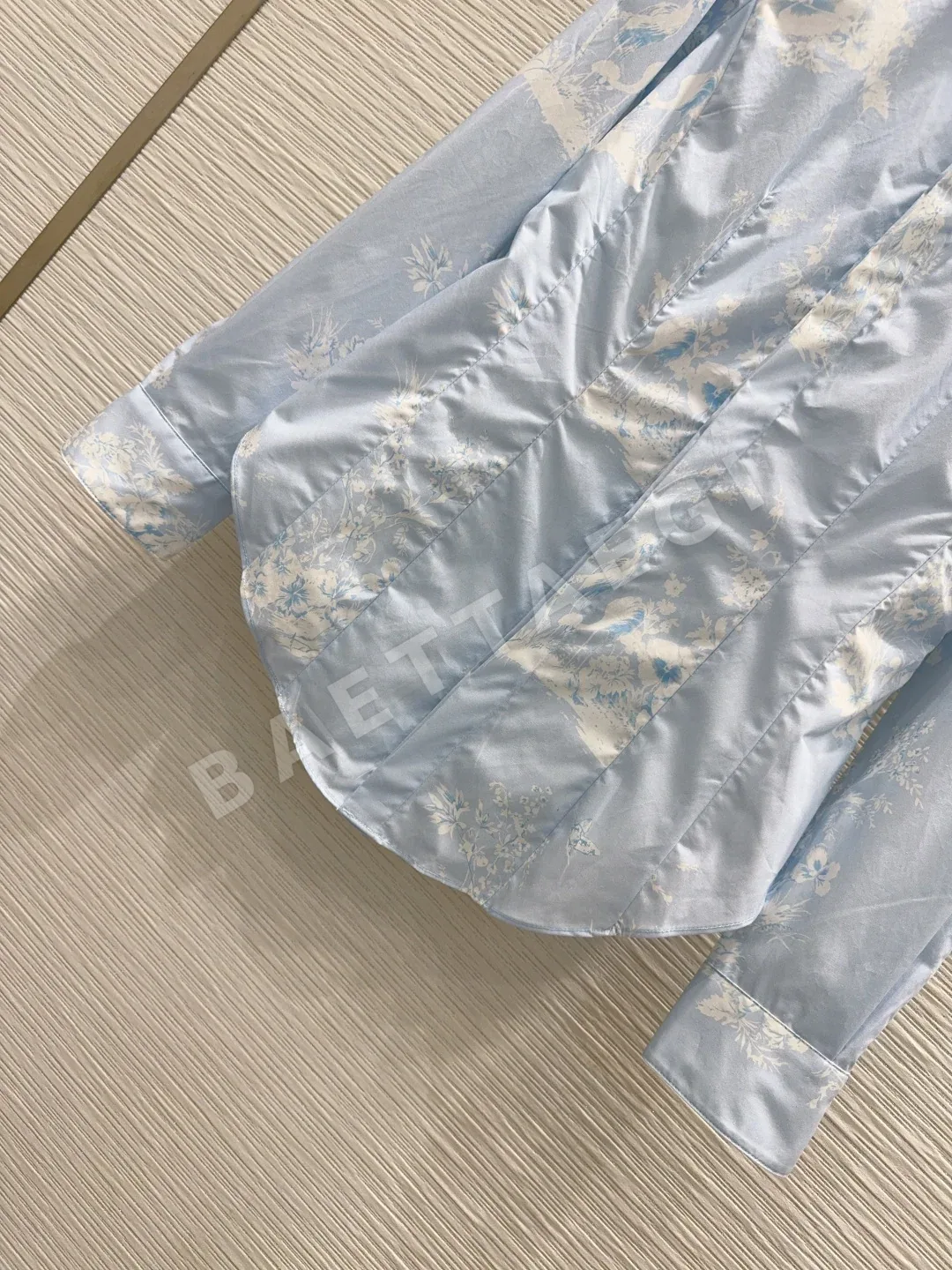 디올 슬림핏 여성 카라 셔츠 상세 이미지 5