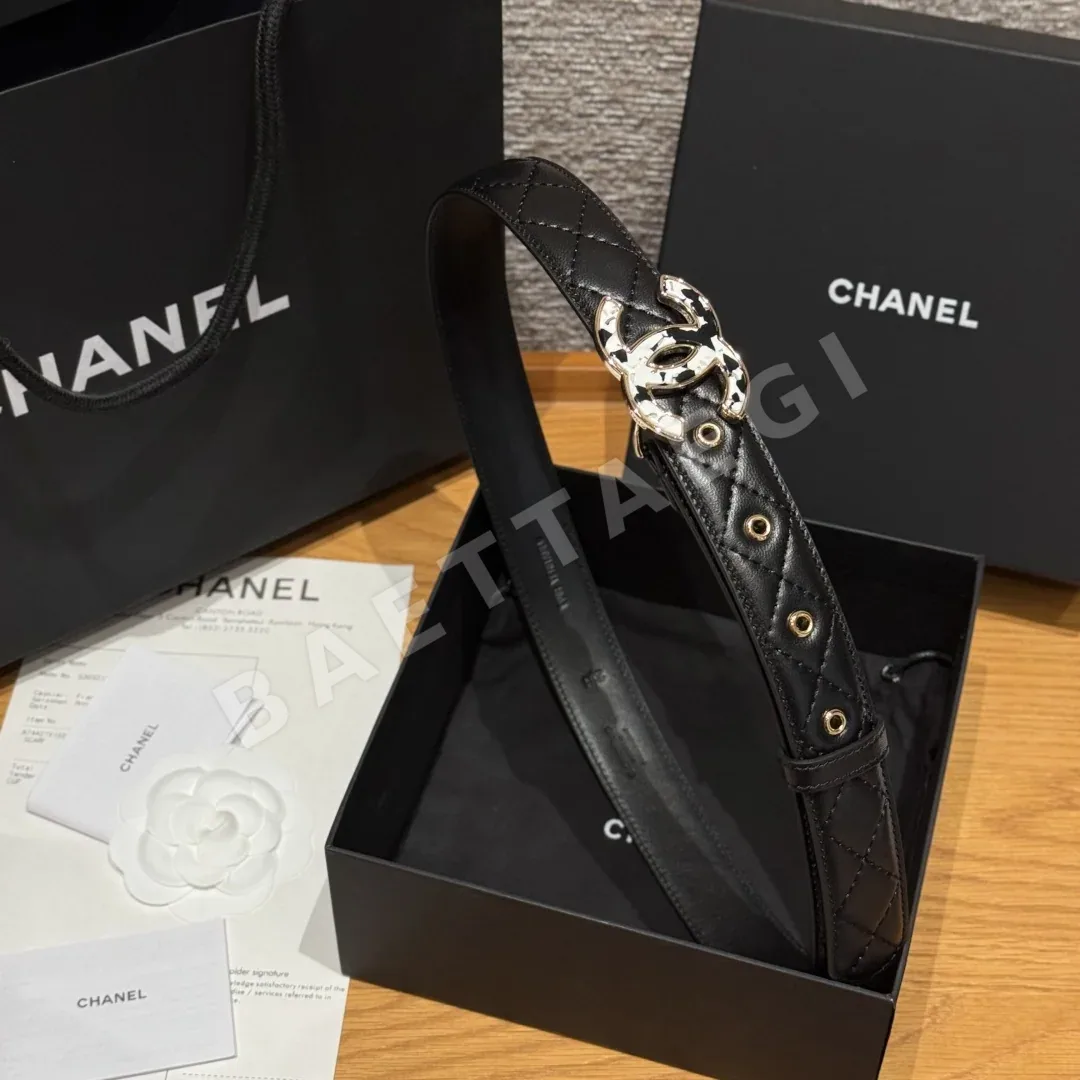샤넬 더블 C 메탈 로고 램스킨 벨트 상세 이미지 4