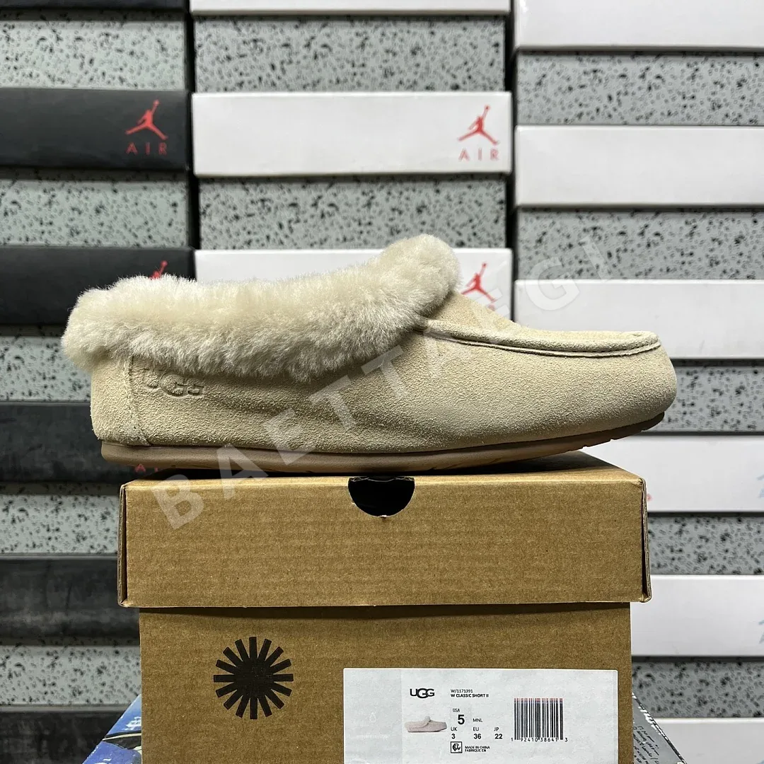 어그 [TOP] MNL 208942 UGG MNL 상세 이미지 1