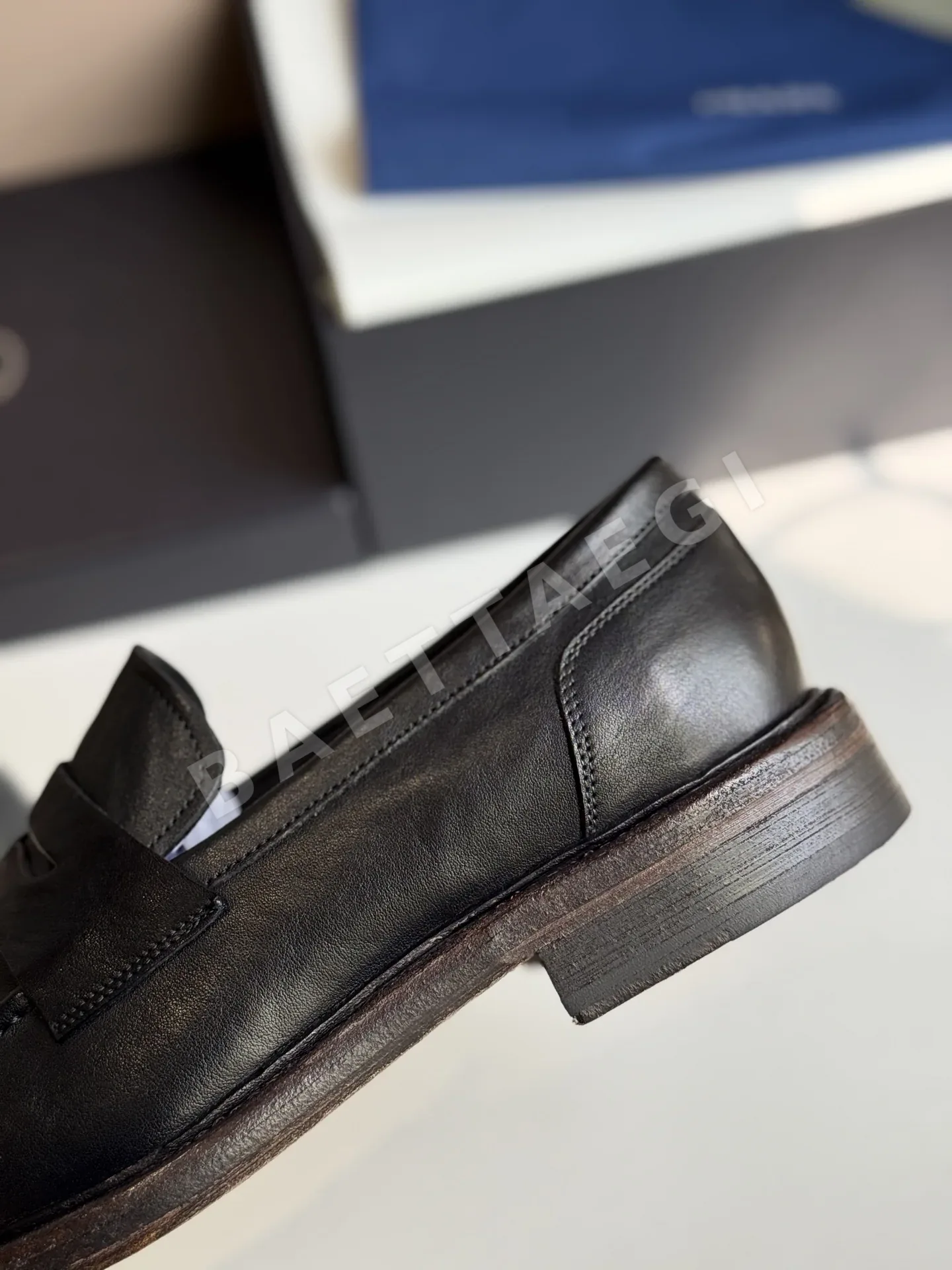 프라다 로퍼 남성 블랙 가죽 상세 이미지 8