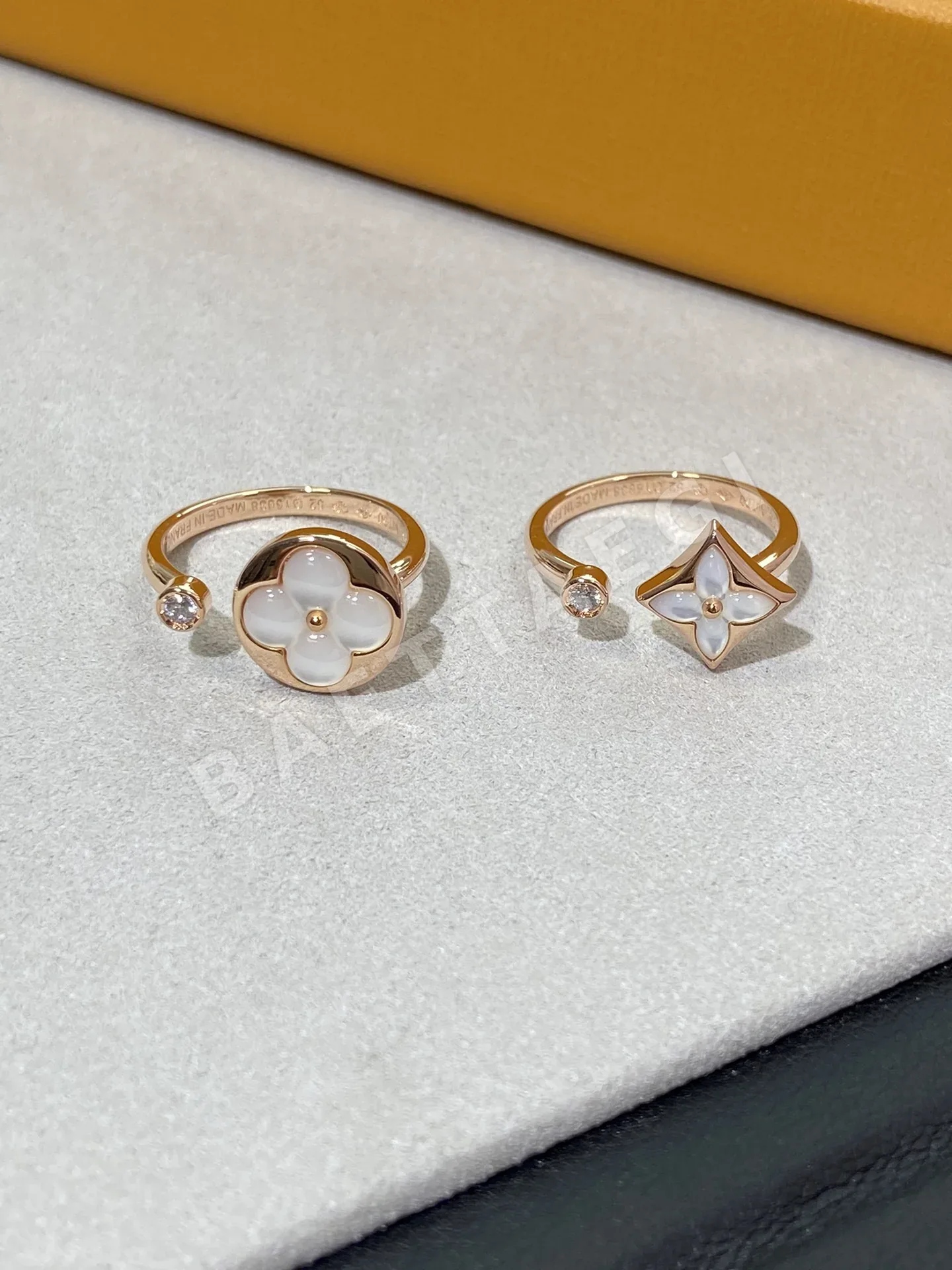 루이비통 모노그램 더블 플라워 진주 귀걸이 64150