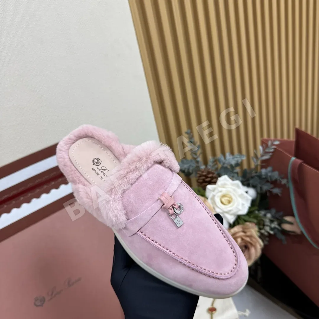 로로피아나 샌들 스웨이드 마이 참 장식 상세 이미지 9