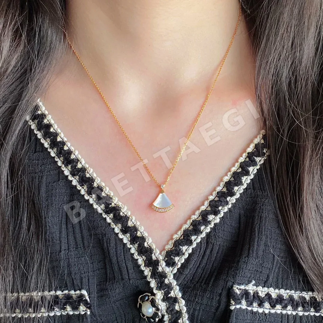 불가리 목걸이 64720 Bvlgari Necklace
