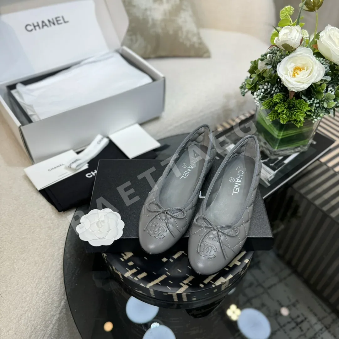 샤넬 리본장식 클래식 플랫 슈즈 94291