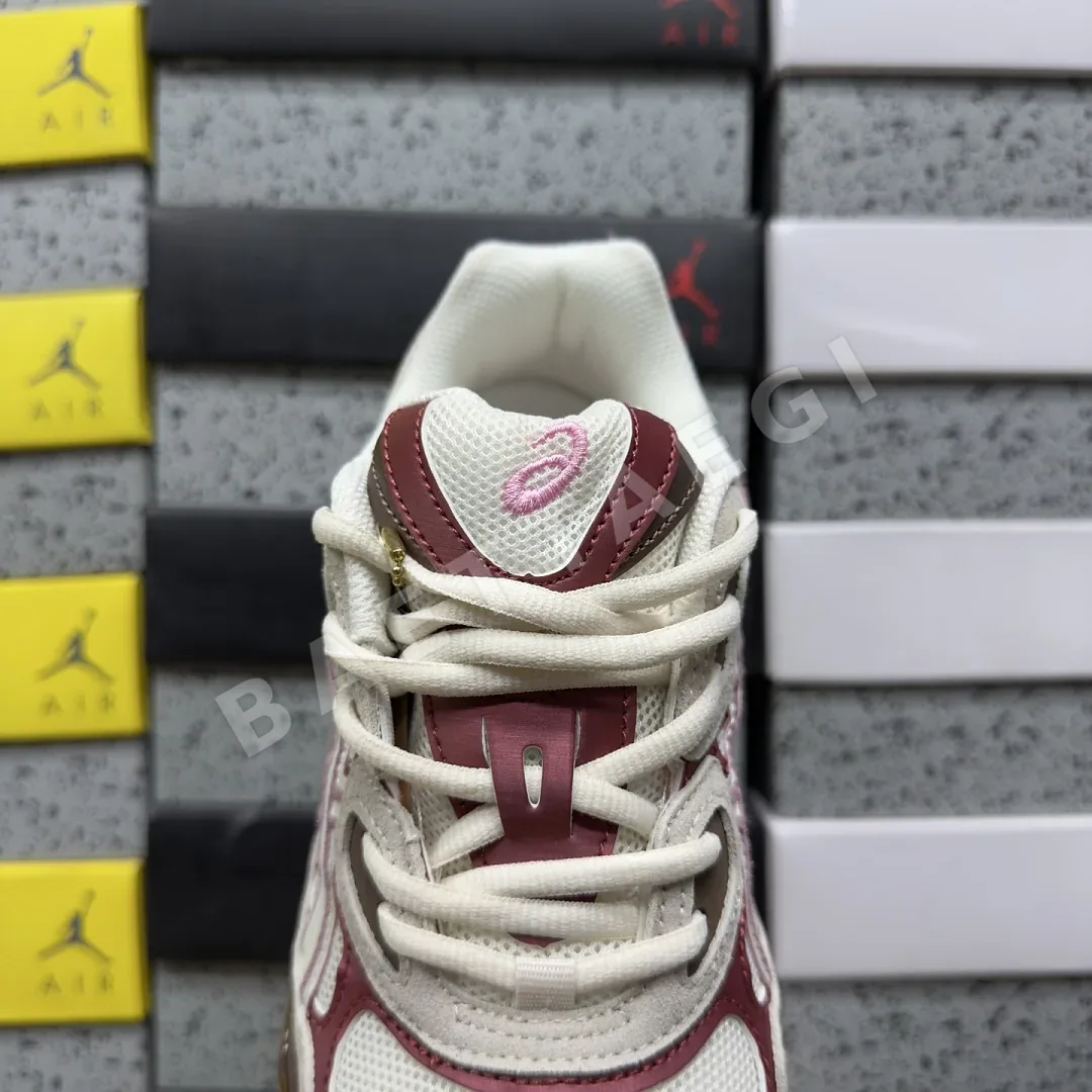아식스 [WZ] 젤 NYC 1203A788-100 200469 Asics Gel-NYC Cream Sweet Pink 상세 이미지 4