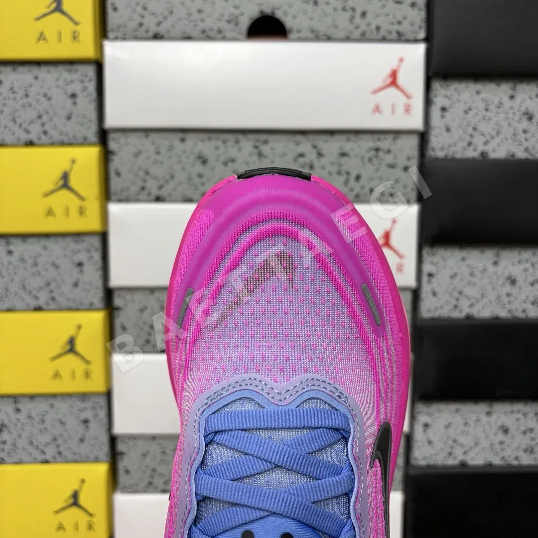 나이키 [GT] 보메로 플러스 HV8154-400 201785 Nike Vomero Plus Royal Pulse Fire Pink 상세 이미지 2