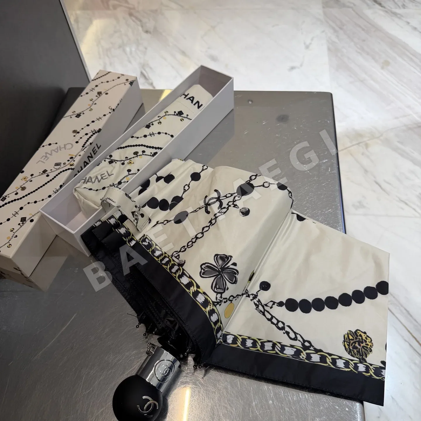 샤넬 우산 85266 Chanel Umbrella 상세 이미지 2