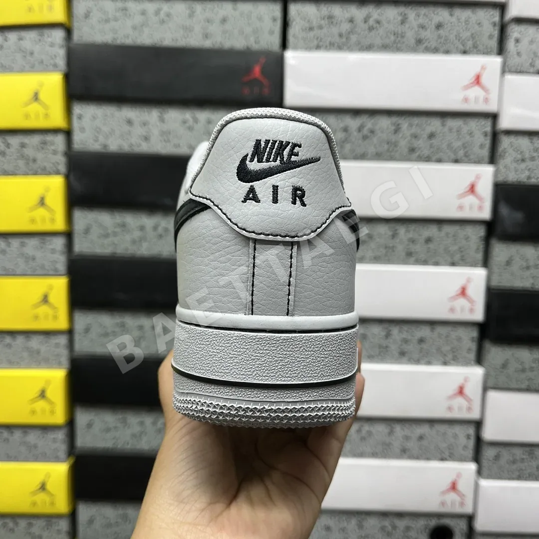 나이키 [XY/PB] 에어 포스 1 로우 H02037 201733 Nike Air Force 1 Low '07 LV8 Wolf Grey 상세 이미지 9