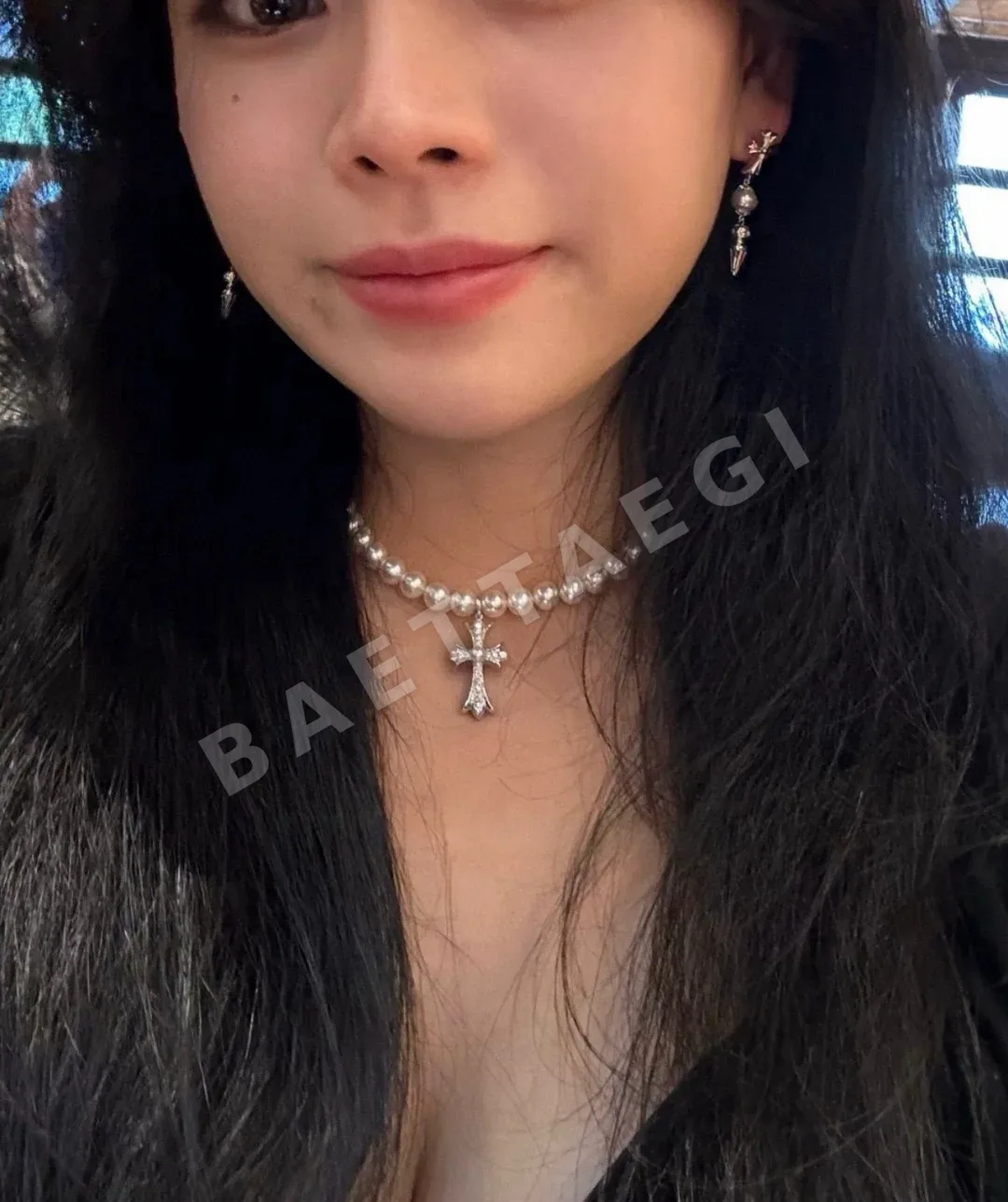 크롬하츠 진주 십자가 목걸이 상세 이미지 2