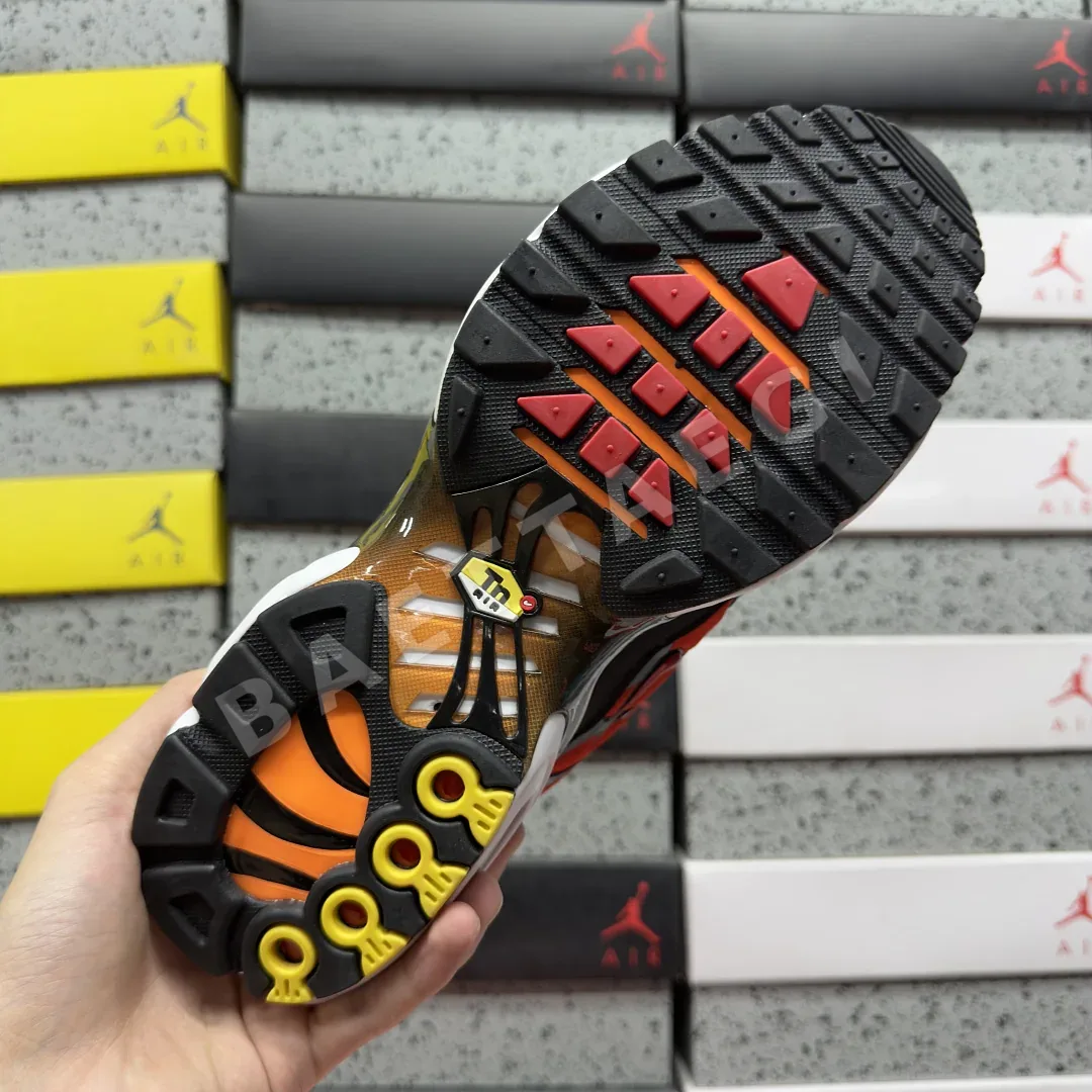 나이키 [BD] 에어 맥스 플러스 HF0552-001 201864 Nike Air Max Plus Sunset 상세 이미지 9