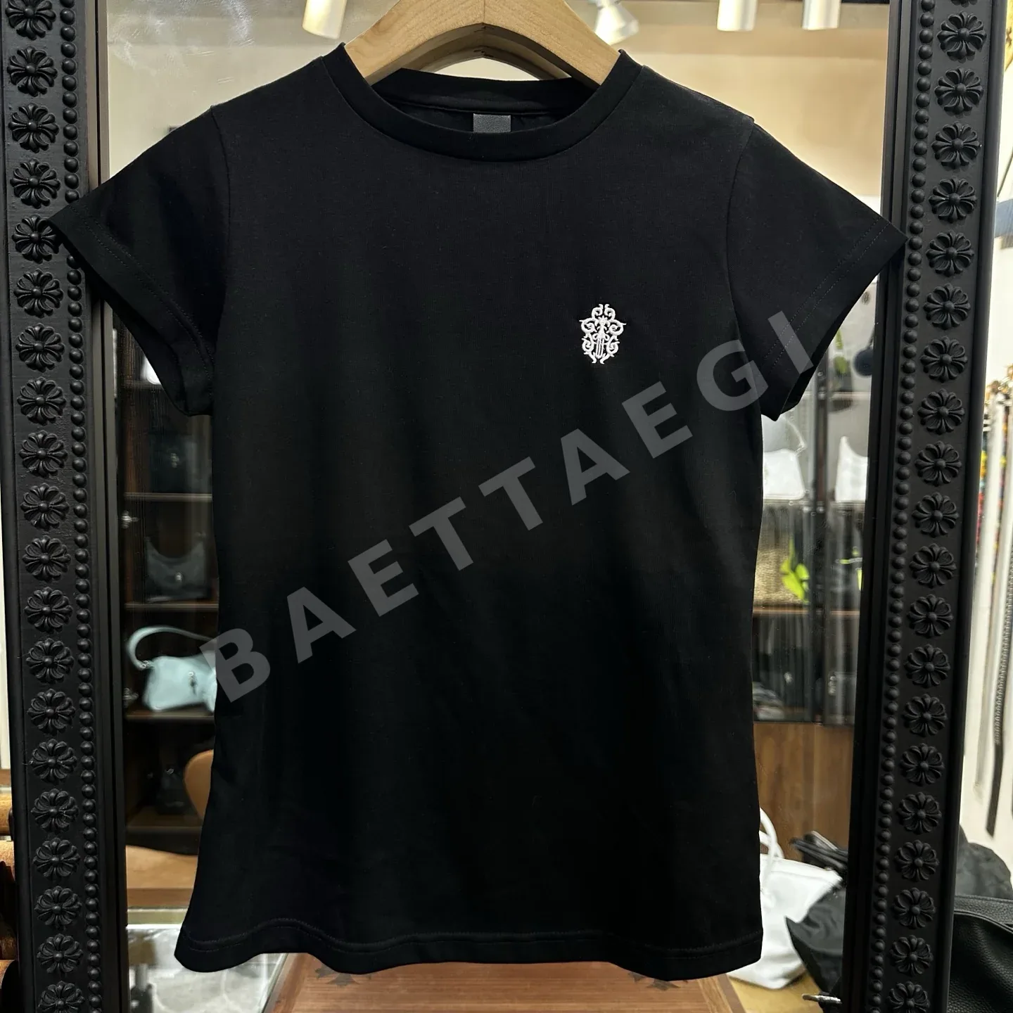 크롬하츠 슬림핏 자수 여성 반팔 티셔츠 107985