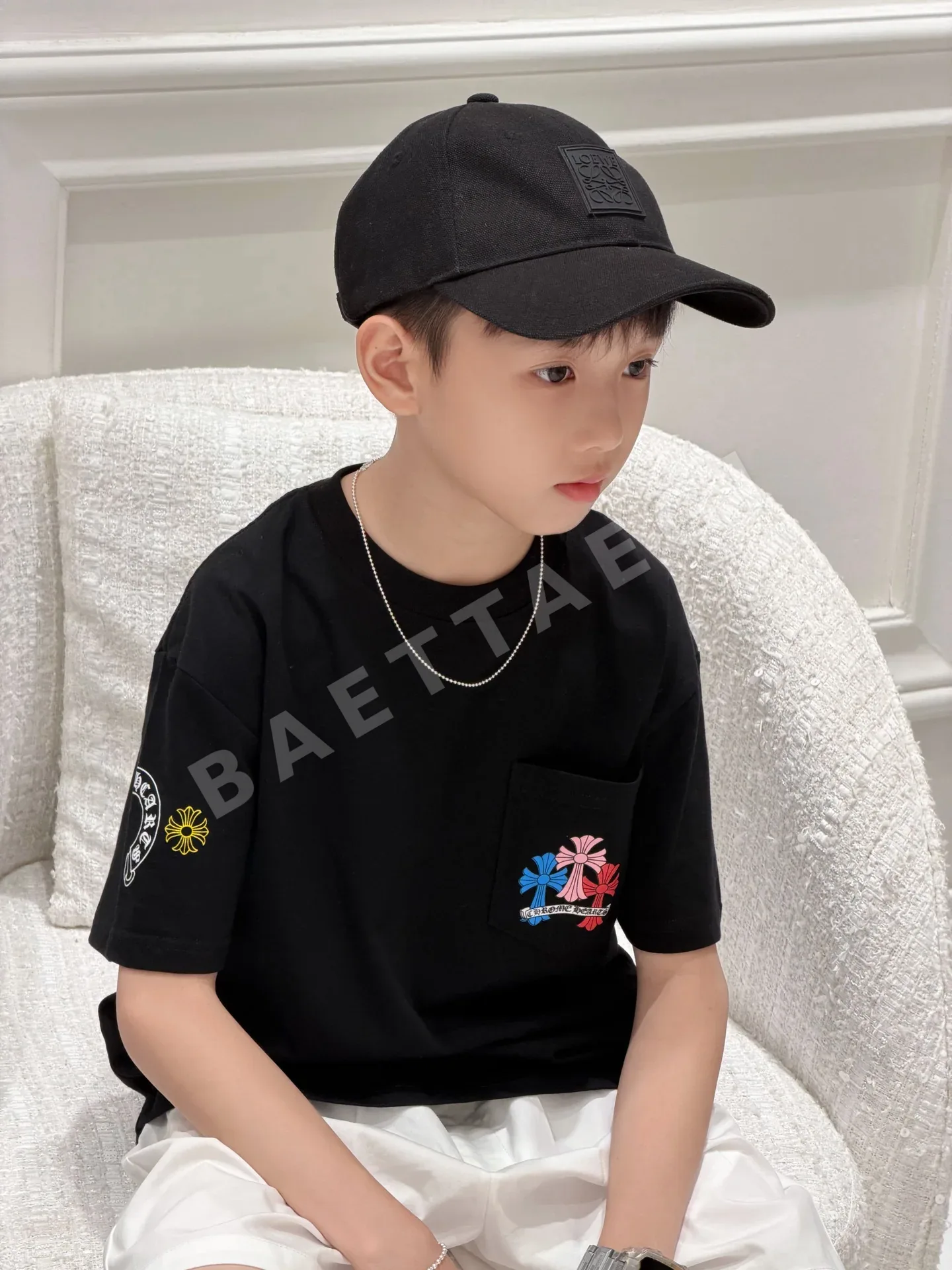 크롬하츠 키즈 검은색 다채로운 십자가 패턴 티셔츠 상세 이미지 3