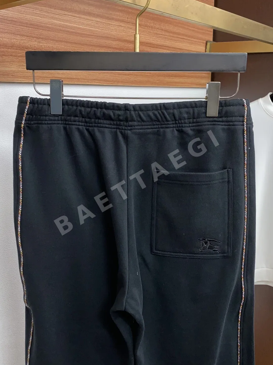버버리 테리 코튼 스웨트 남성 바지 상세 이미지 10