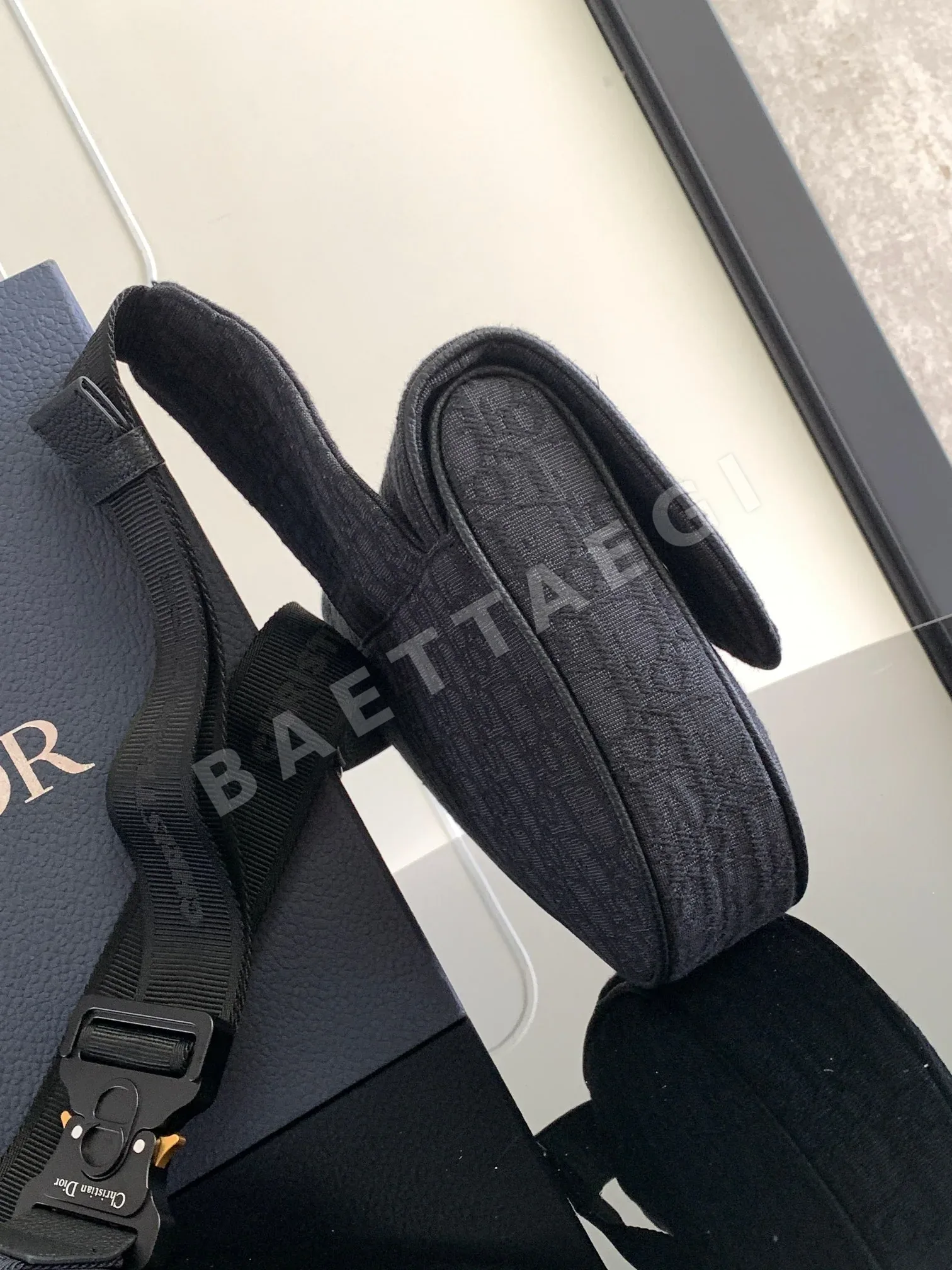 디올 새들 패턴 숄더백 상세 이미지 2
