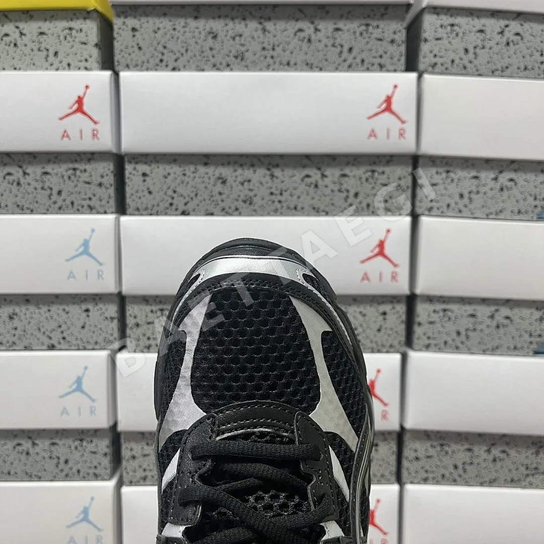 아식스 [TOP] 젤 큐뮬러스 16 1203A733-002 200316 Asics Gel-Cumulus 16 Black Pure Silver 상세 이미지 3