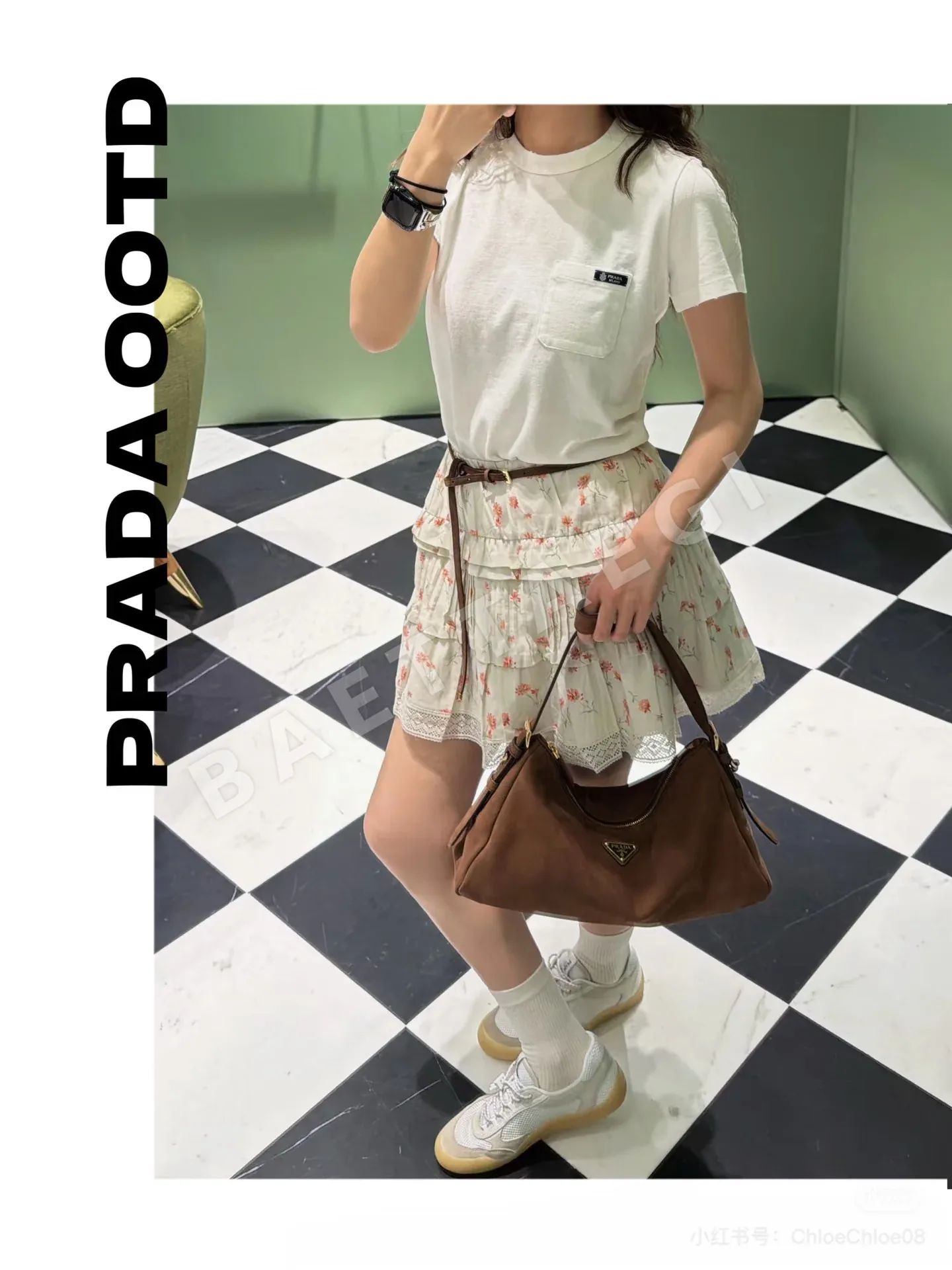 프라다 레터 포켓 크루넥 여성 반팔 티셔츠 상세 이미지 4