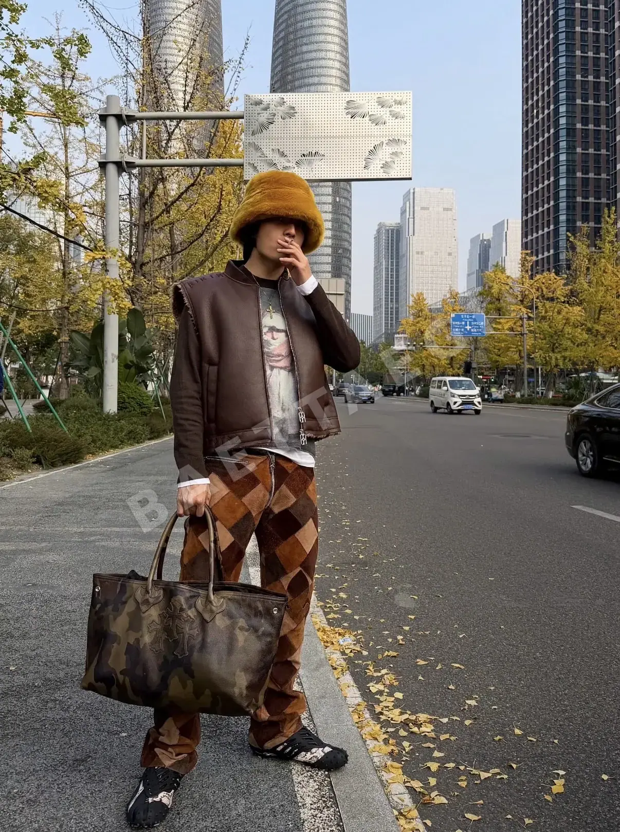 크롬하츠 카모플라주 토트백 상세 이미지 9