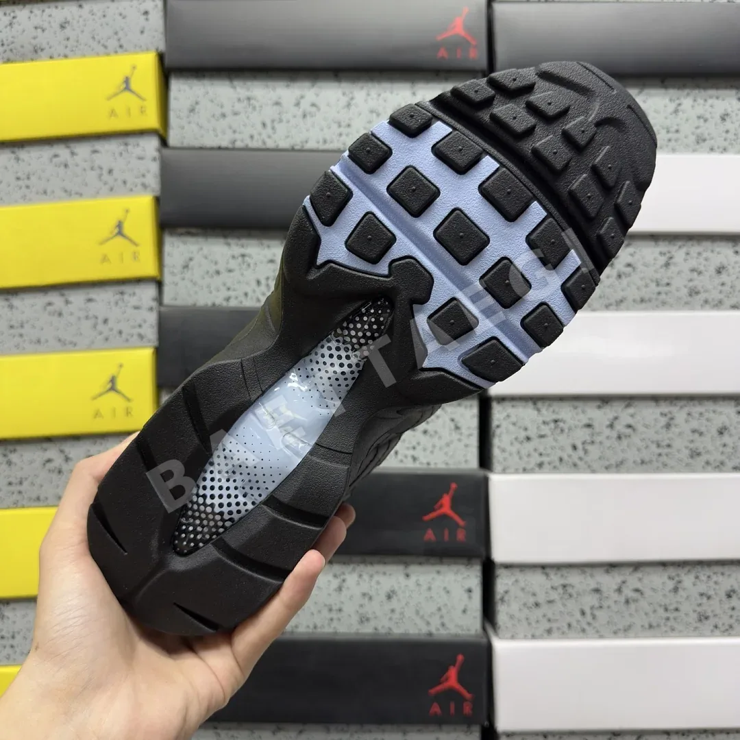 나이키 [WE] 에어 맥스 95 IQ7708-095 201768 Nike Air Max 95 Big Bubble Palace 상세 이미지 2