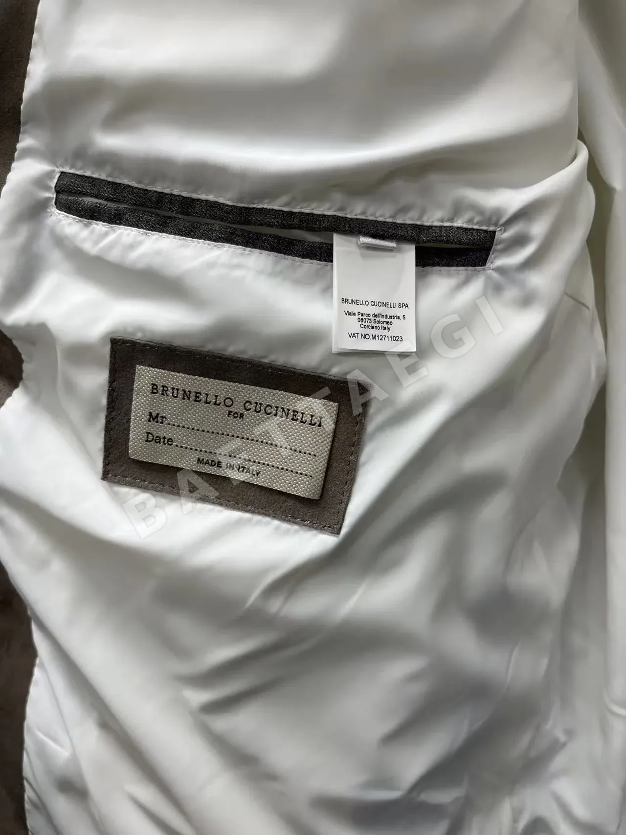 브루넬로쿠치넬리 브루넬로 쿠치넬리(Brunello Cucinelli) 스웨이드 후드 패딩 자켓 상세 이미지 10