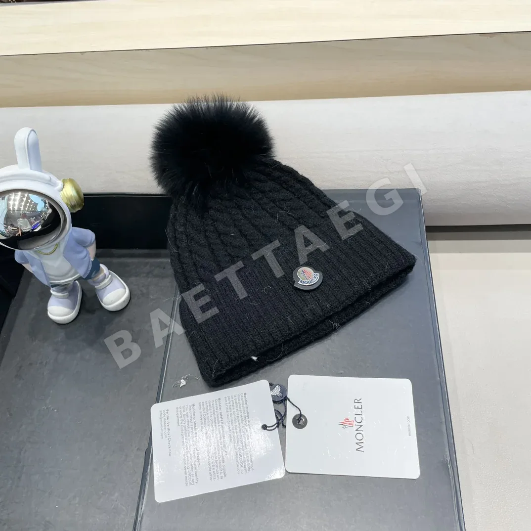 몽클레르 토끼털 폭스퍼 비니 모자 상세 이미지 3