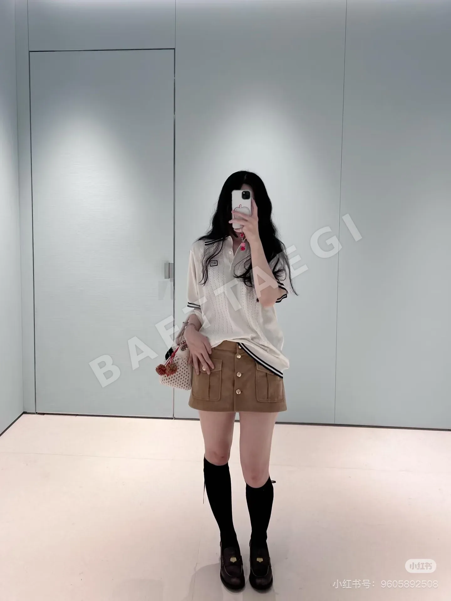 미우미우 크로셰 카라 반팔 니트 탑 상세 이미지 4