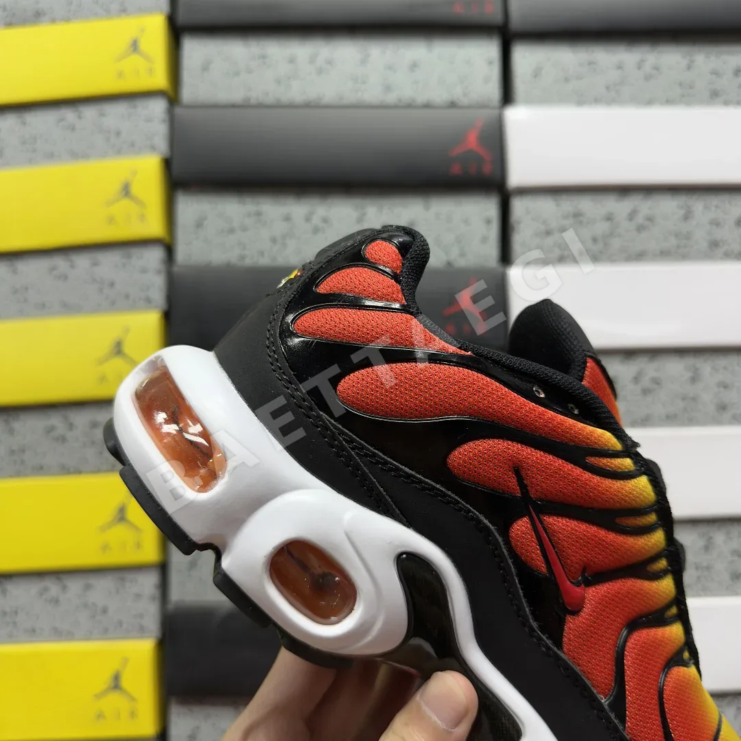 나이키 [BD] 에어 맥스 플러스 HF0552-001 201864 Nike Air Max Plus Sunset 상세 이미지 3