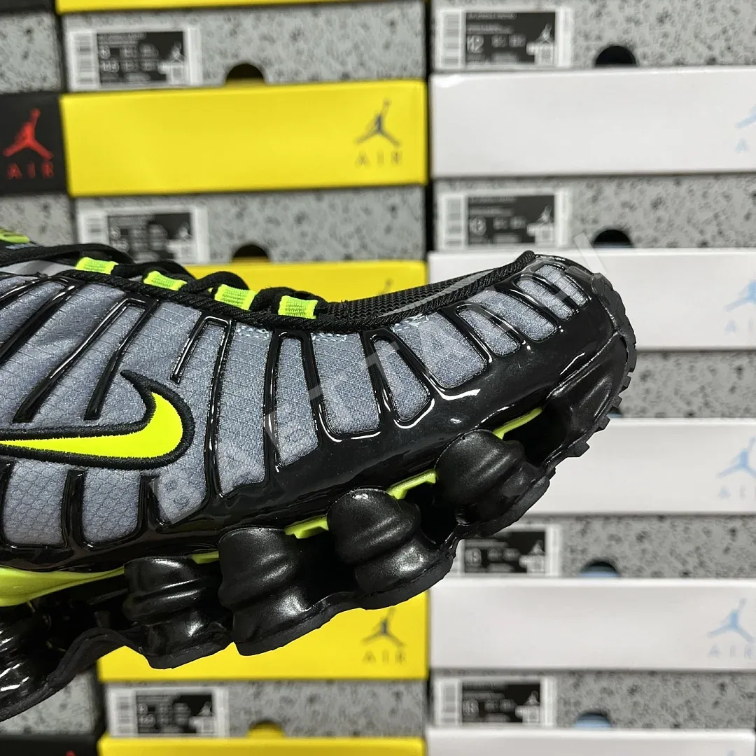 나이키 [BD] 샥스 TL AV3595-005 201876 Nike Shox TL Wolf Grey Lime Blast 상세 이미지 4