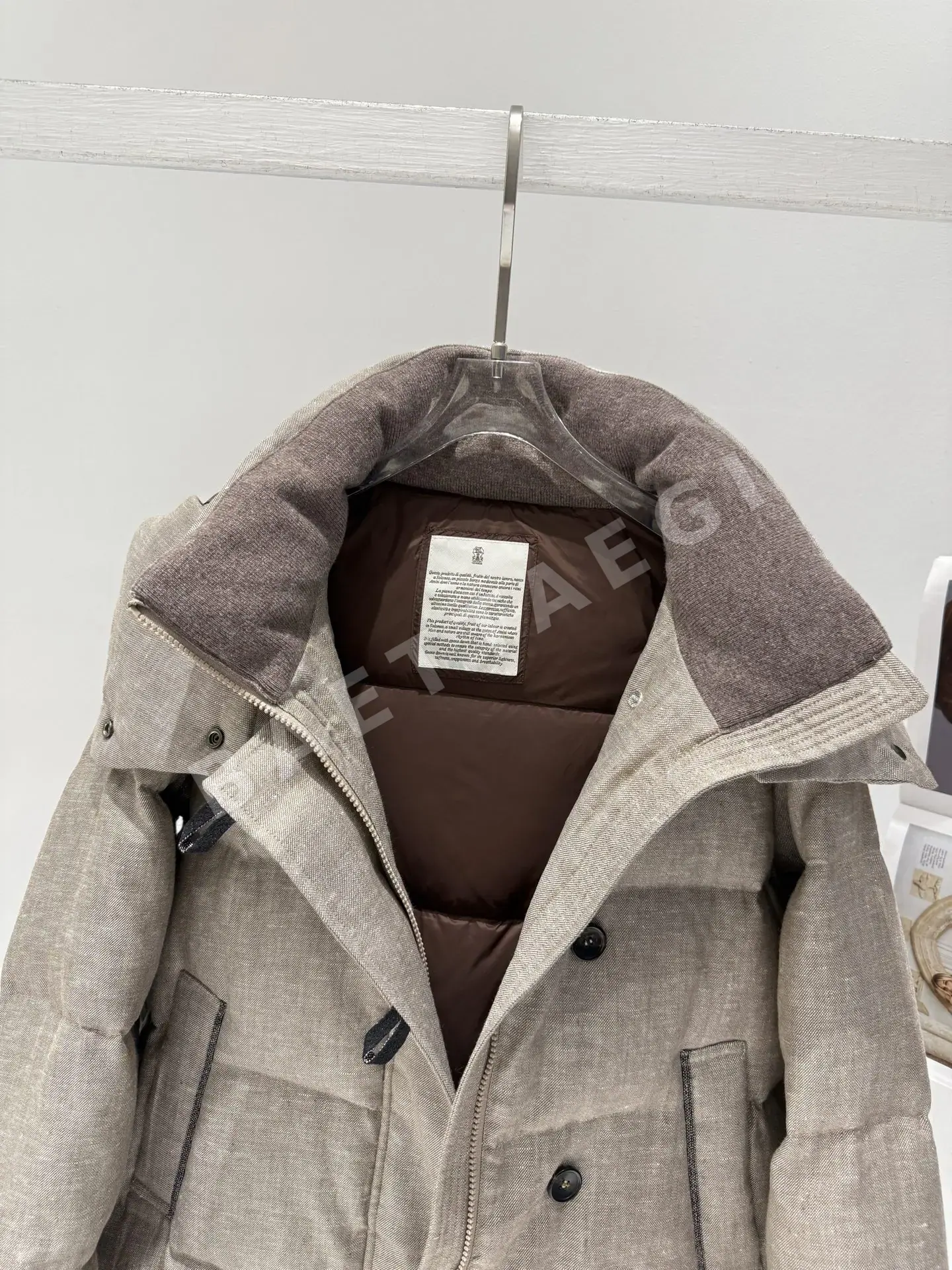 브루넬로쿠치넬리 오트쿠튀르 공방(Métiers d'Art) 컬렉션 패딩 상세 이미지 4