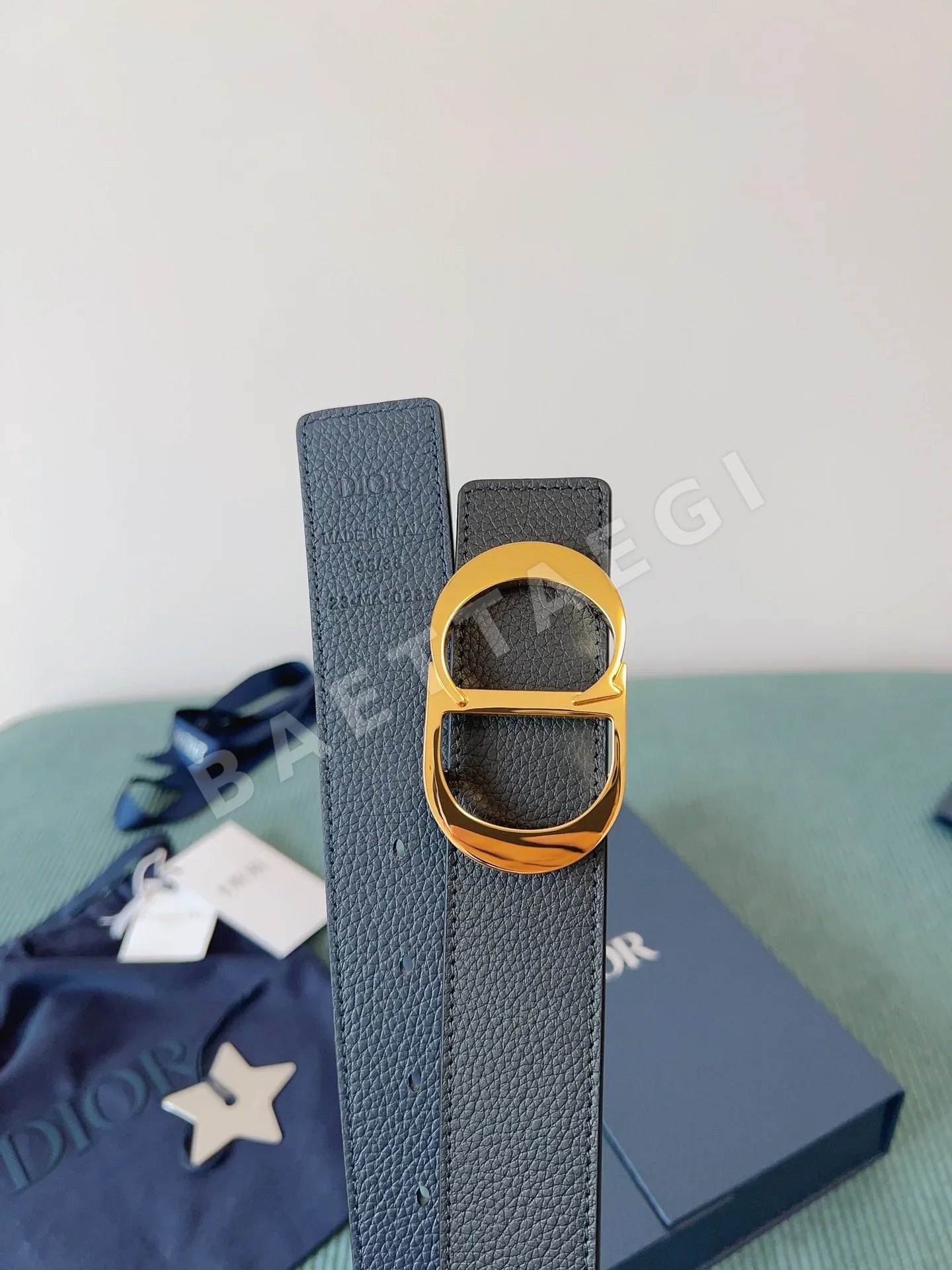 디올 블랙 네이비 본가죽 벨트 상세 이미지 3