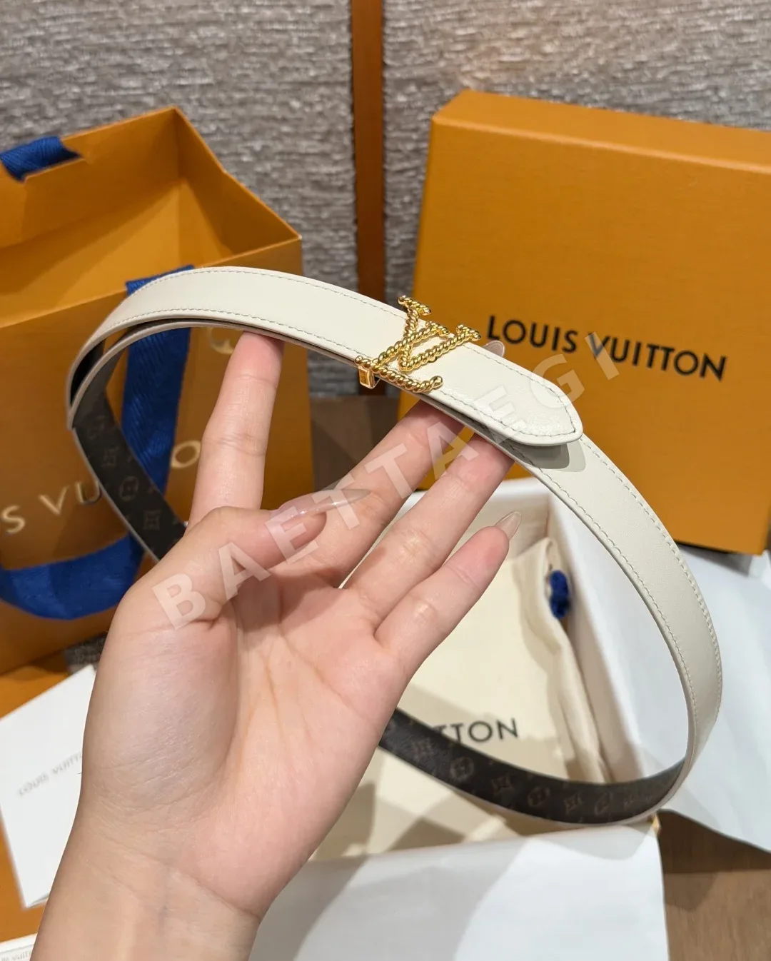 루이비통 코르델리아 20mm 리버시블 벨트 상세 이미지 3