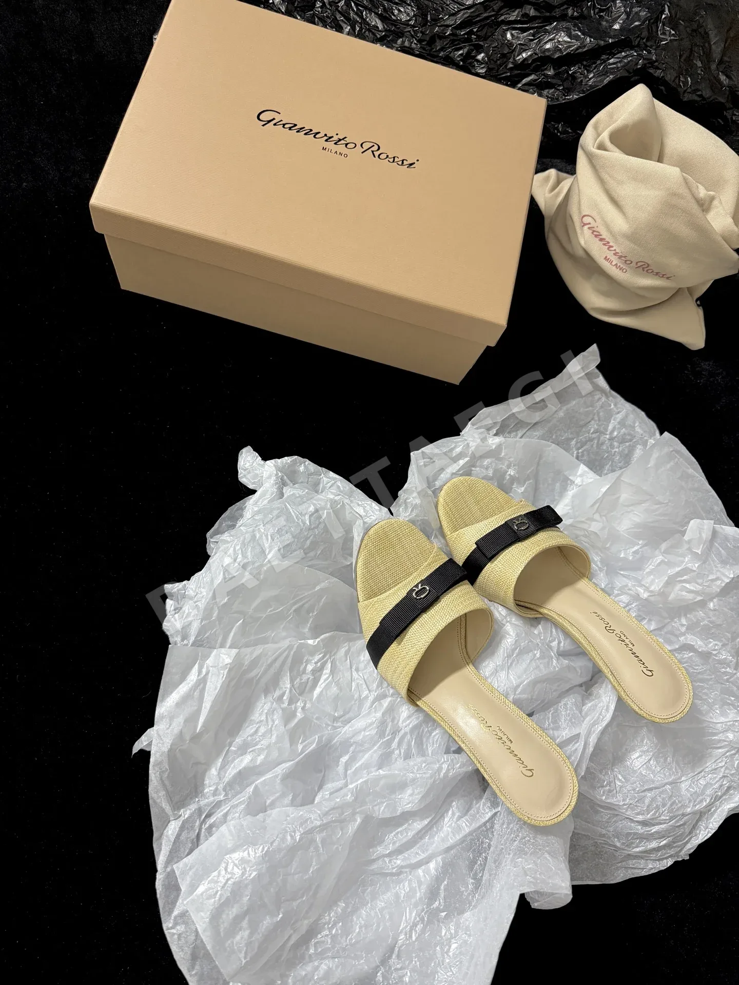 지안비토 라피아 스트랩 샌들 80073