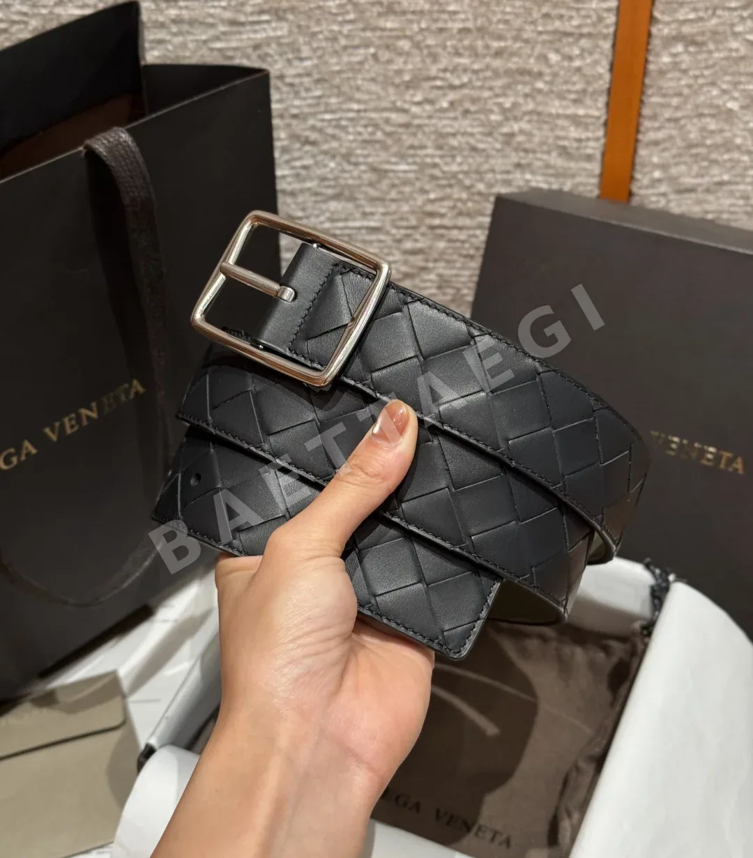 보테가베네타 인트레치아토 가죽 벨트 상세 이미지 2