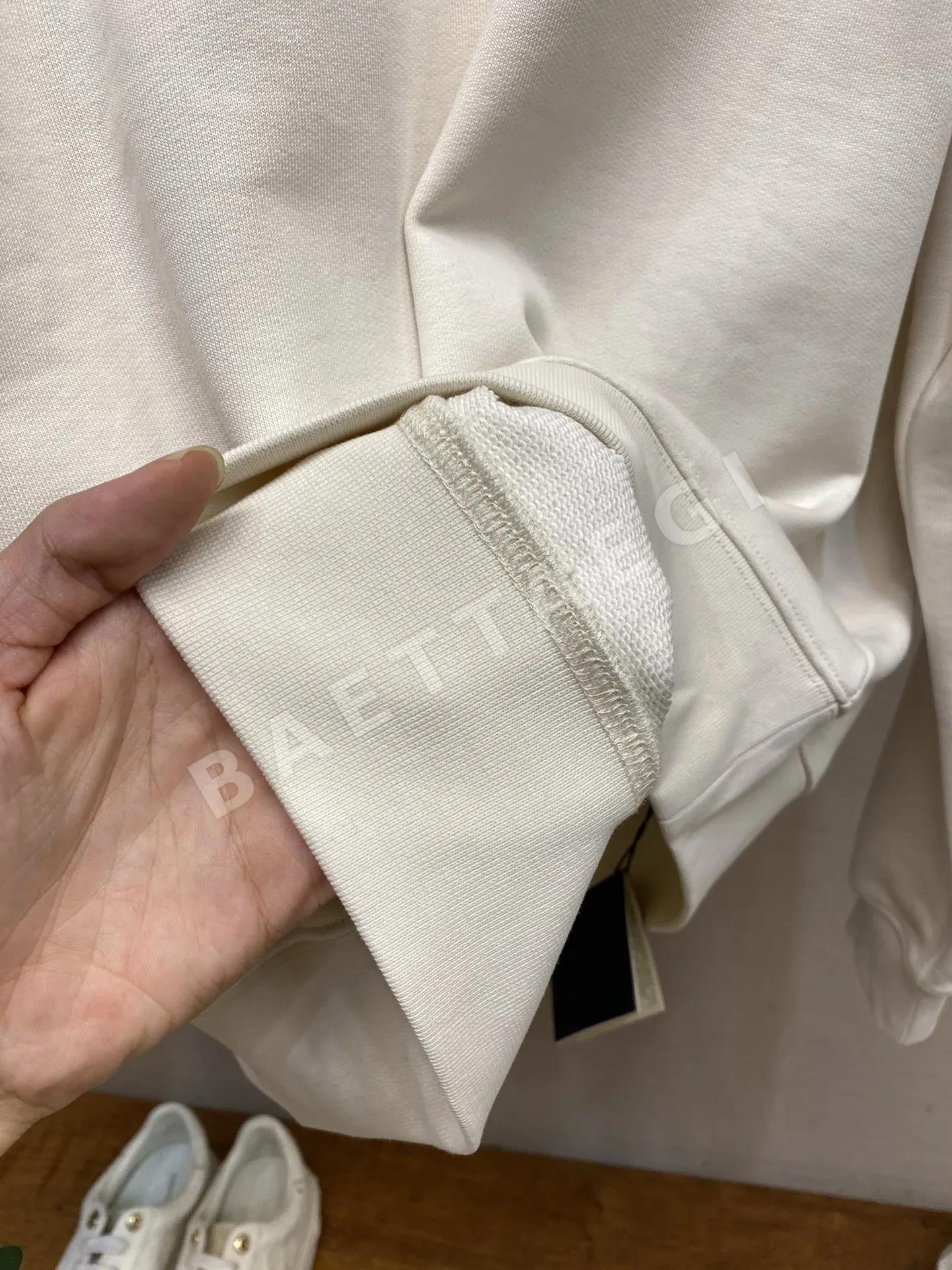 프라다 남성 코튼 크루넥 긴팔 스웨트셔츠 상세 이미지 7