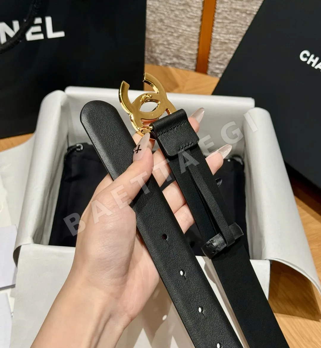 샤넬 클래식 더블 C 골드 버클 소가죽 벨트 상세 이미지 4