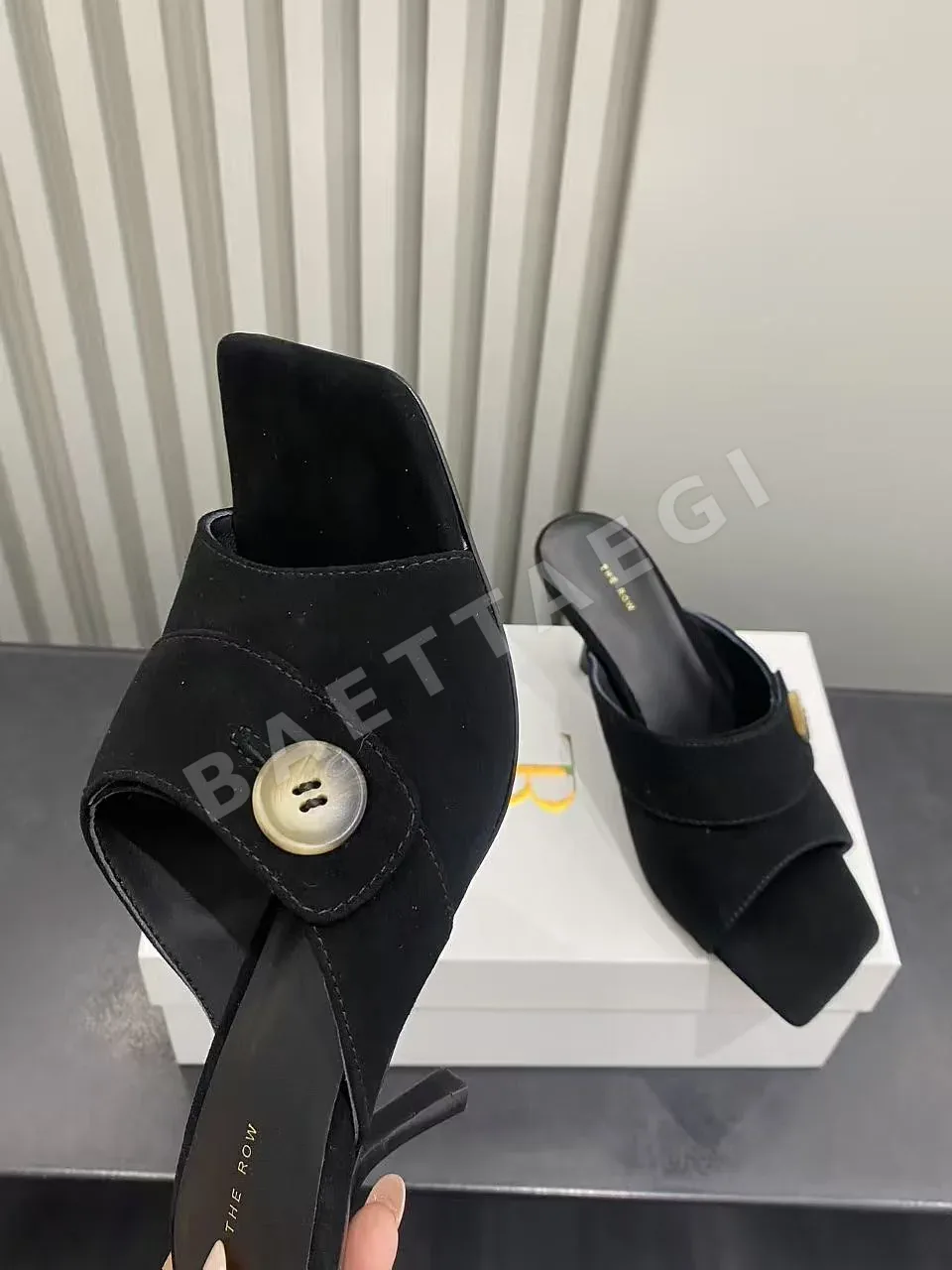 더로우 스퀘어토 샌들 상세 이미지 6