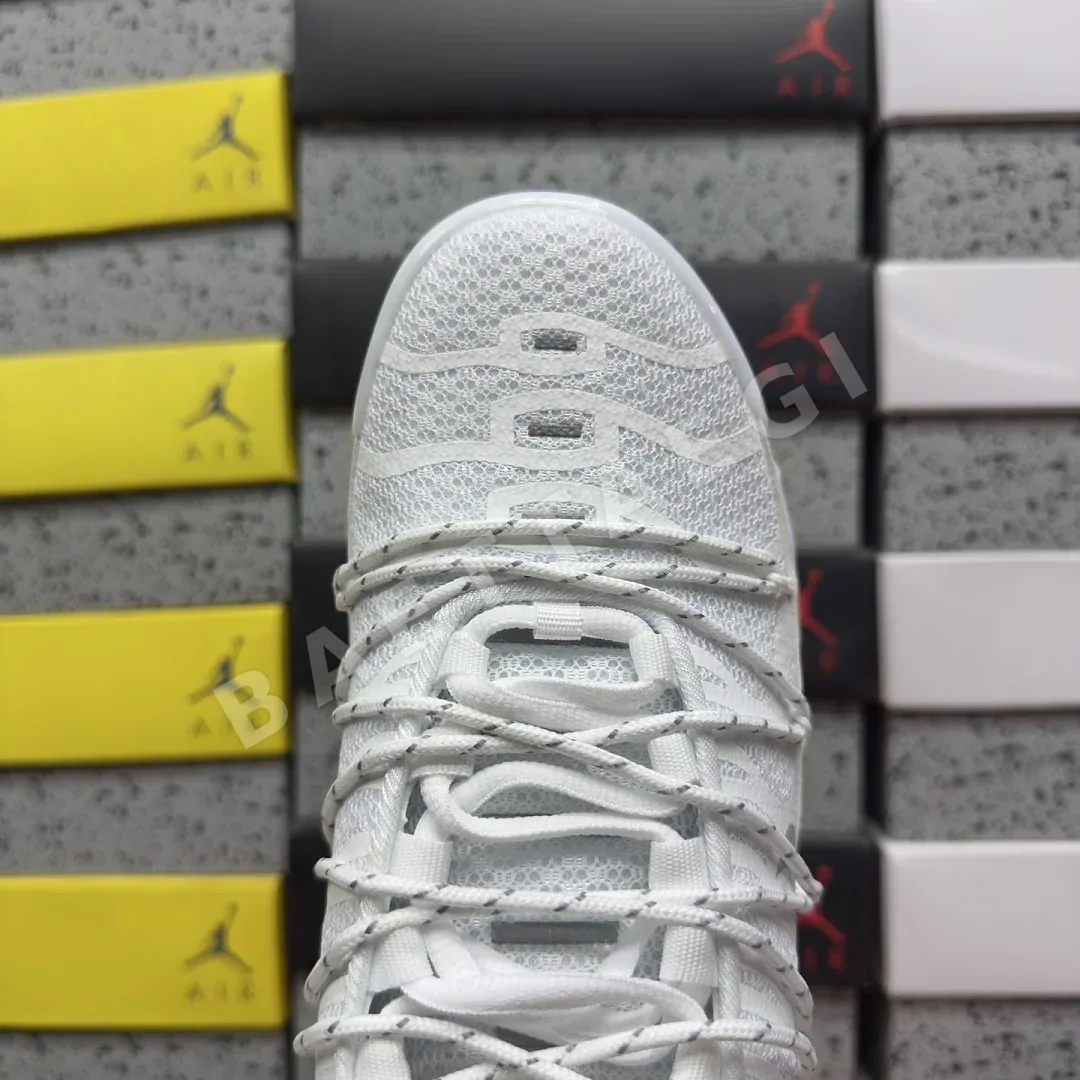나이키 [BD] 에어 맥스 플러스 유틸리티 FJ4232-100 201900 Nike Air Max Plus Utility Safety 상세 이미지 5