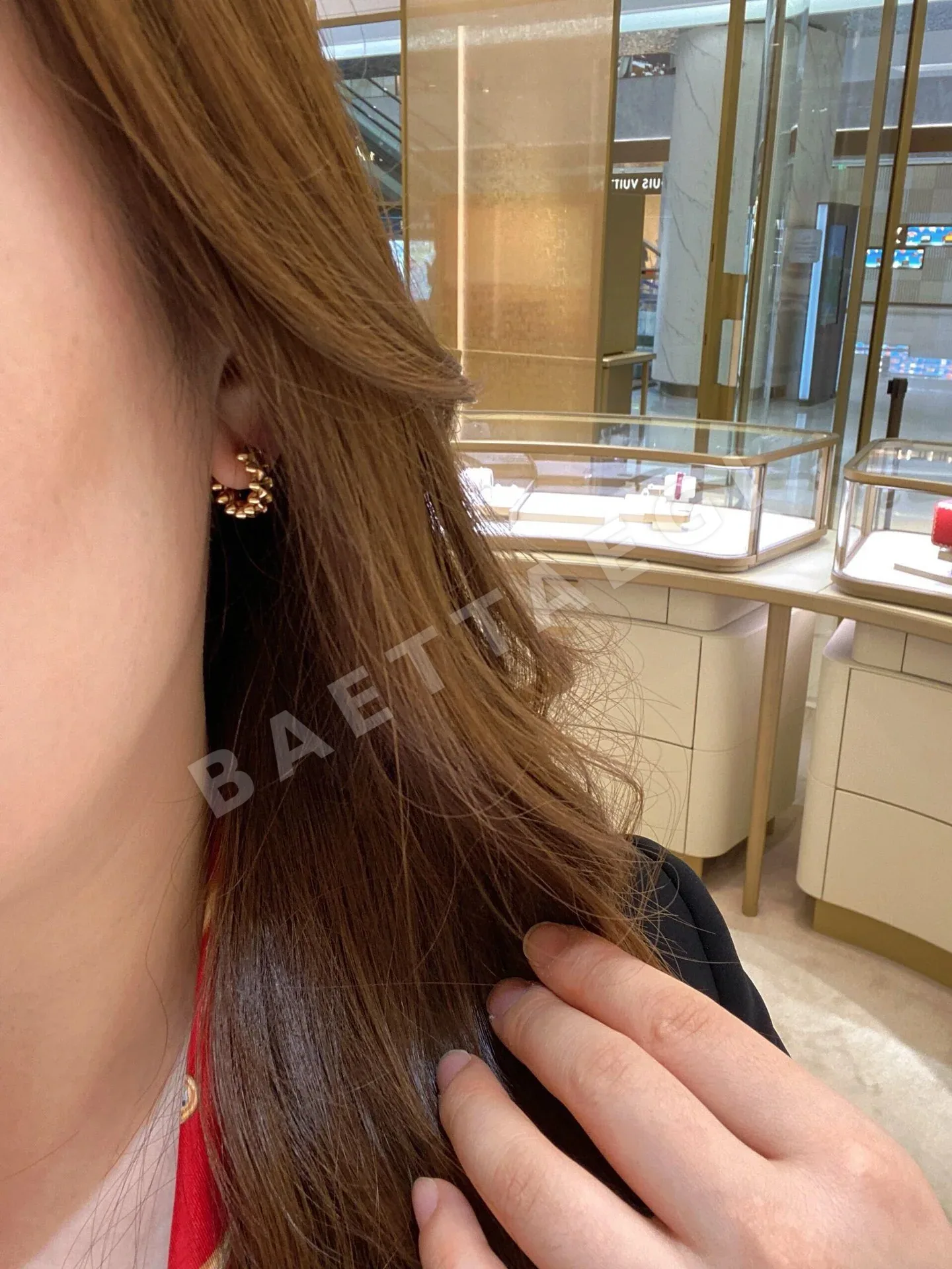 까르띠에 크래쉬 드 스몰 스터드 귀걸이 상세 이미지 4