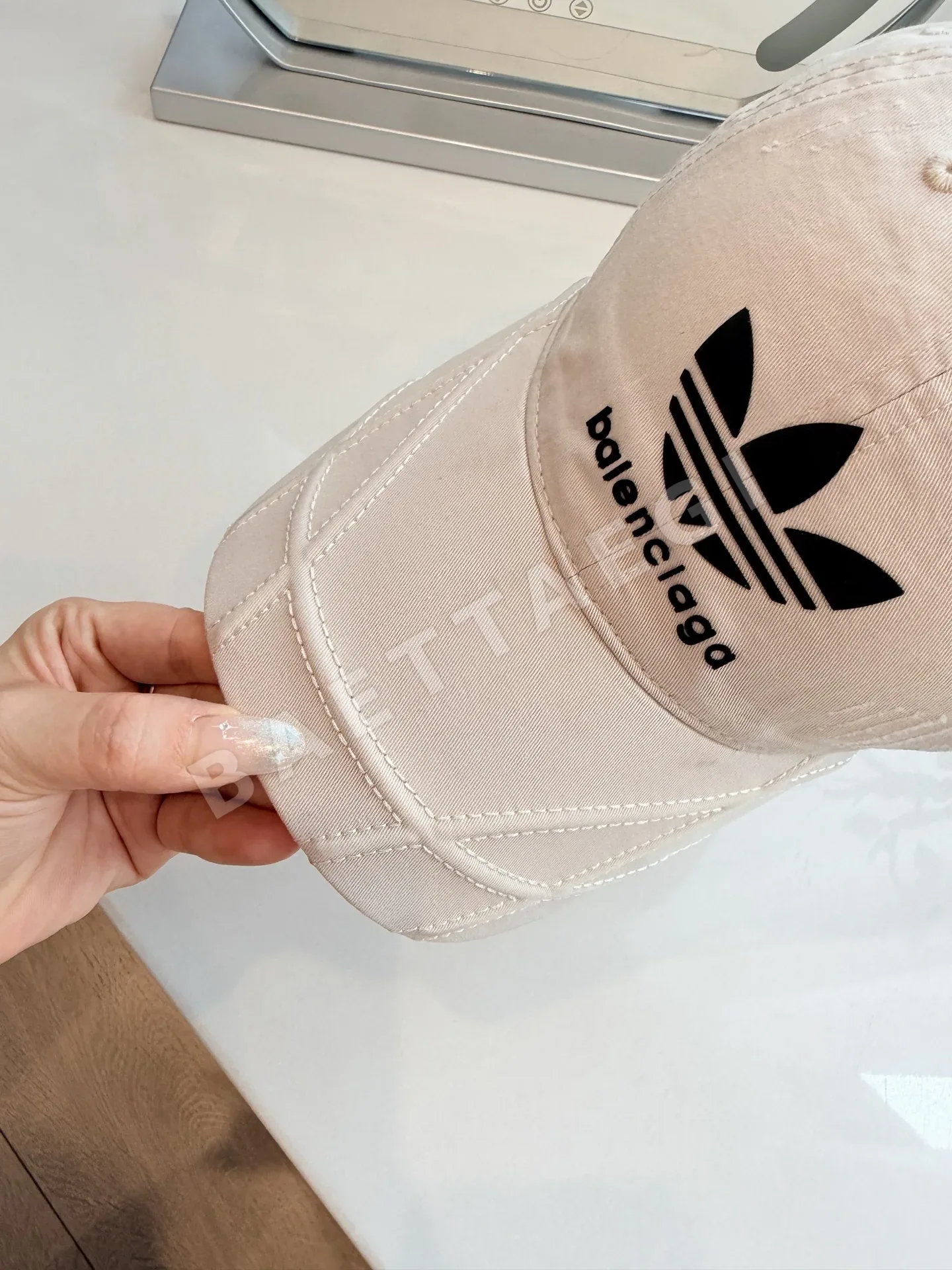 발렌시아가 모자 상세 이미지 4